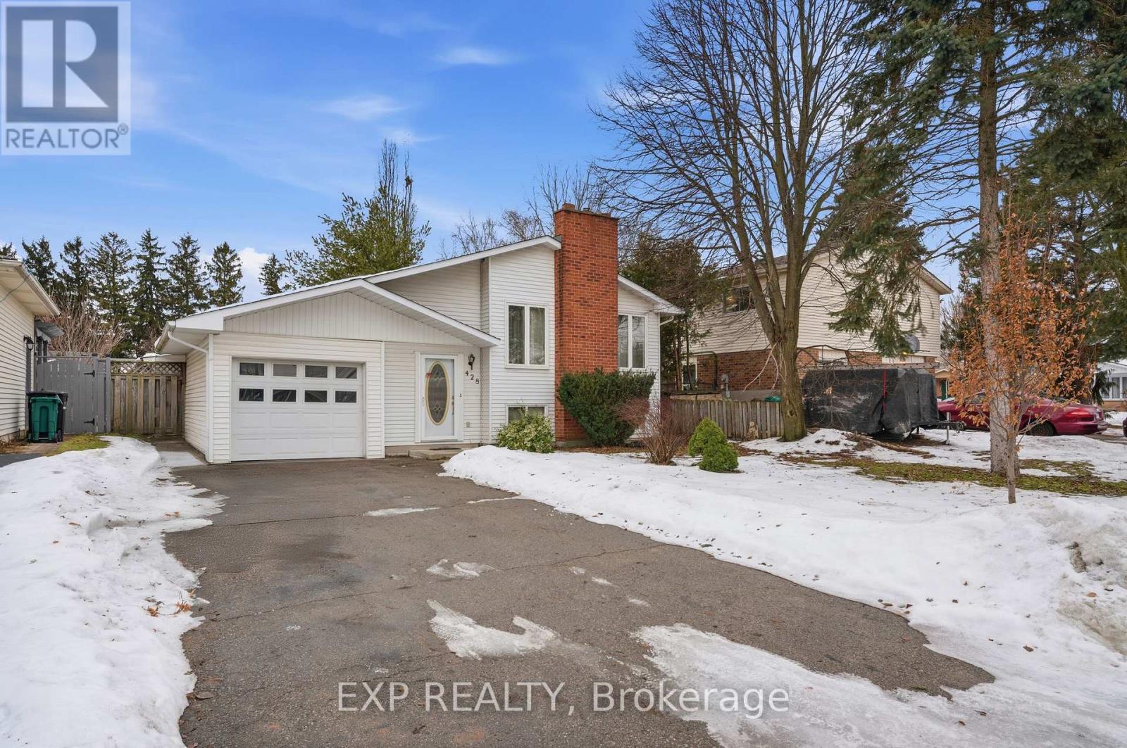 428 Dayna Crescent, Waterloo, Ontario  N2K 3K7 - Photo 3 - X12700000