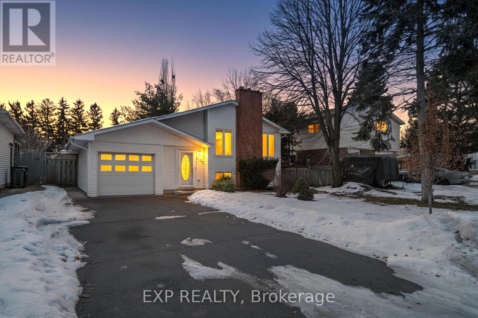 428 Dayna Crescent, Waterloo, Ontario  N2K 3K7 - Photo 4 - X12700000