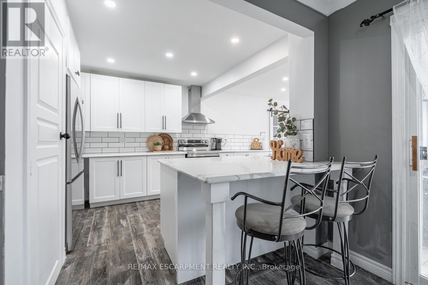 111 King Street E, Haldimand, Ontario  N0A 1H0 - Photo 8 - X12700022