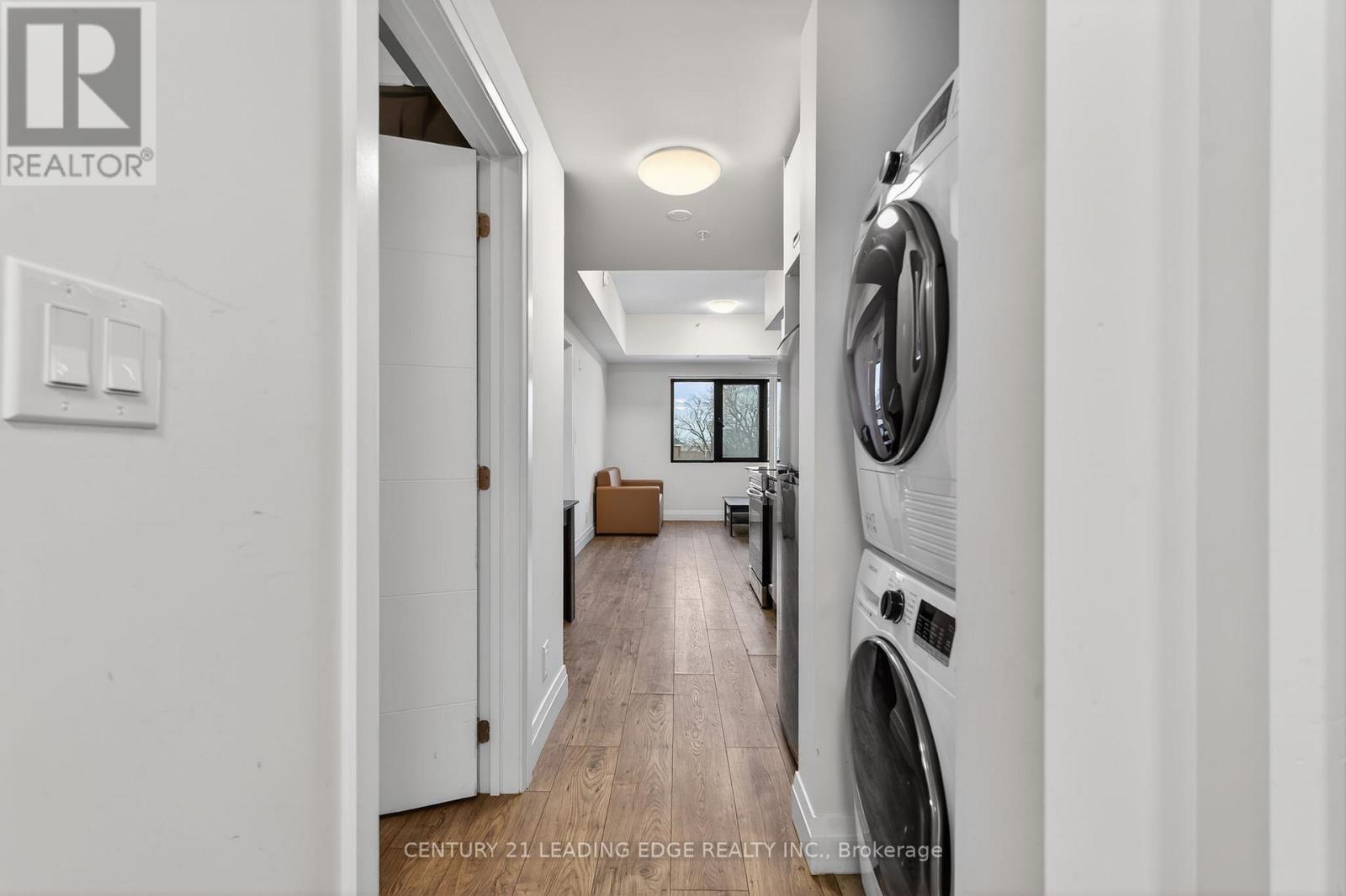 422 - 652 Princess Street, Kingston, Ontario  K7L 3Z9 - Photo 3 - X12700136