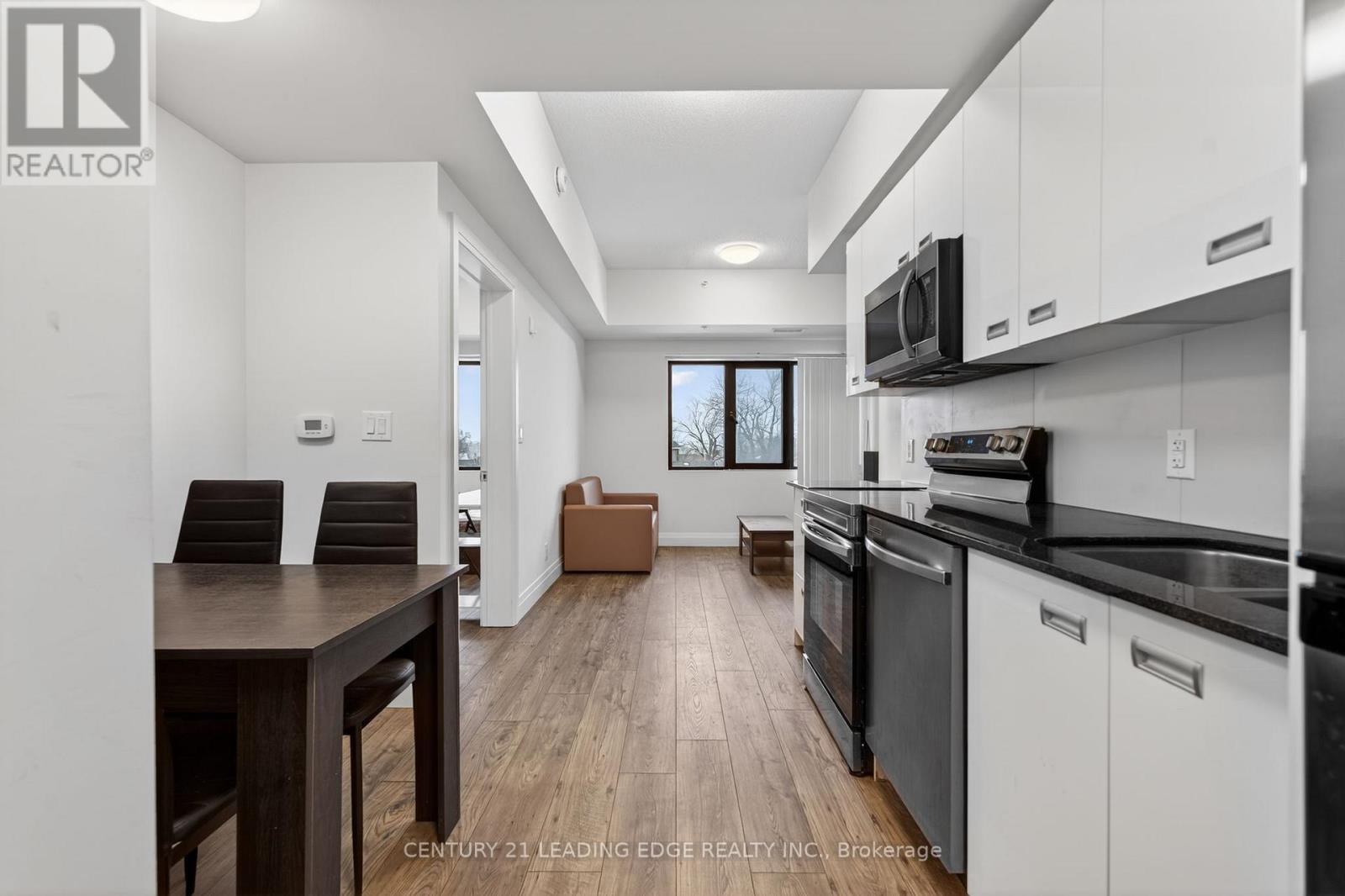 422 - 652 Princess Street, Kingston, Ontario  K7L 3Z9 - Photo 4 - X12700136