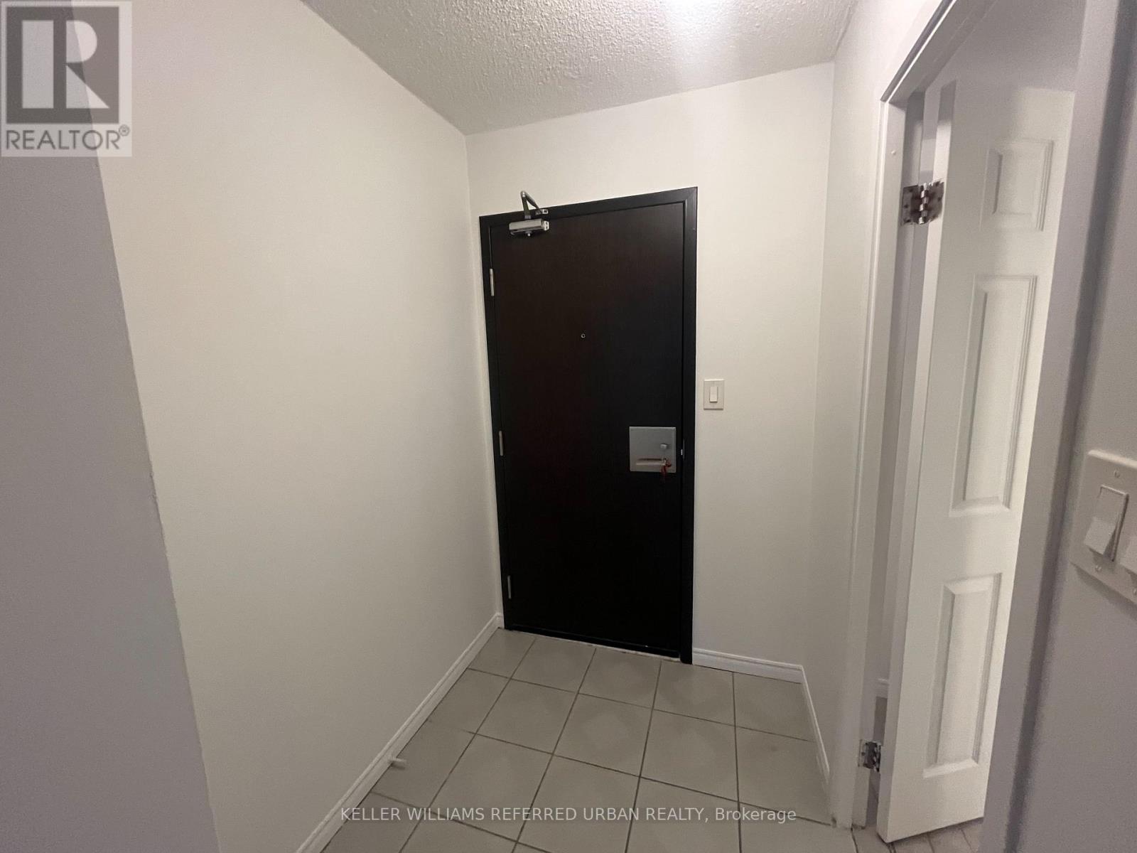 1001 - 25 The Esplanade, Toronto, Ontario  M5E 1W5 - Photo 11 - C12645838