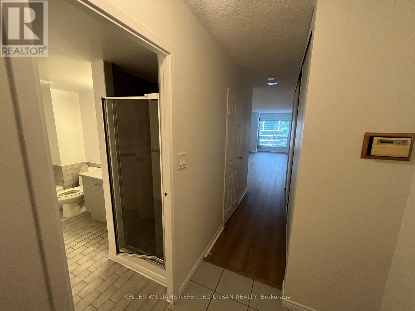 1001 - 25 The Esplanade, Toronto, Ontario  M5E 1W5 - Photo 12 - C12645838