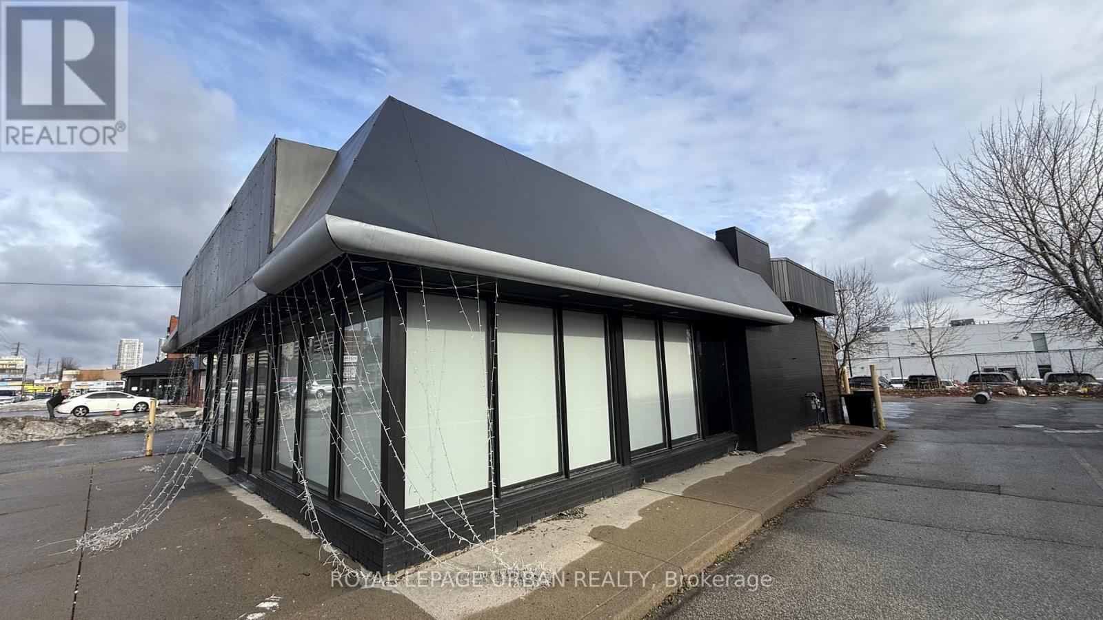 1885 Kennedy Road, Toronto, Ontario  M1P 2L9 - Photo 4 - E12693154