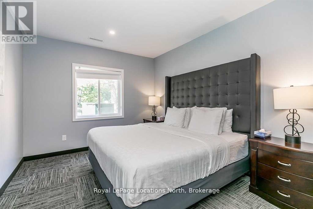 604 - 361 Mosley Street, Wasaga Beach, Ontario  L9Z 2J8 - Photo 2 - S12700140