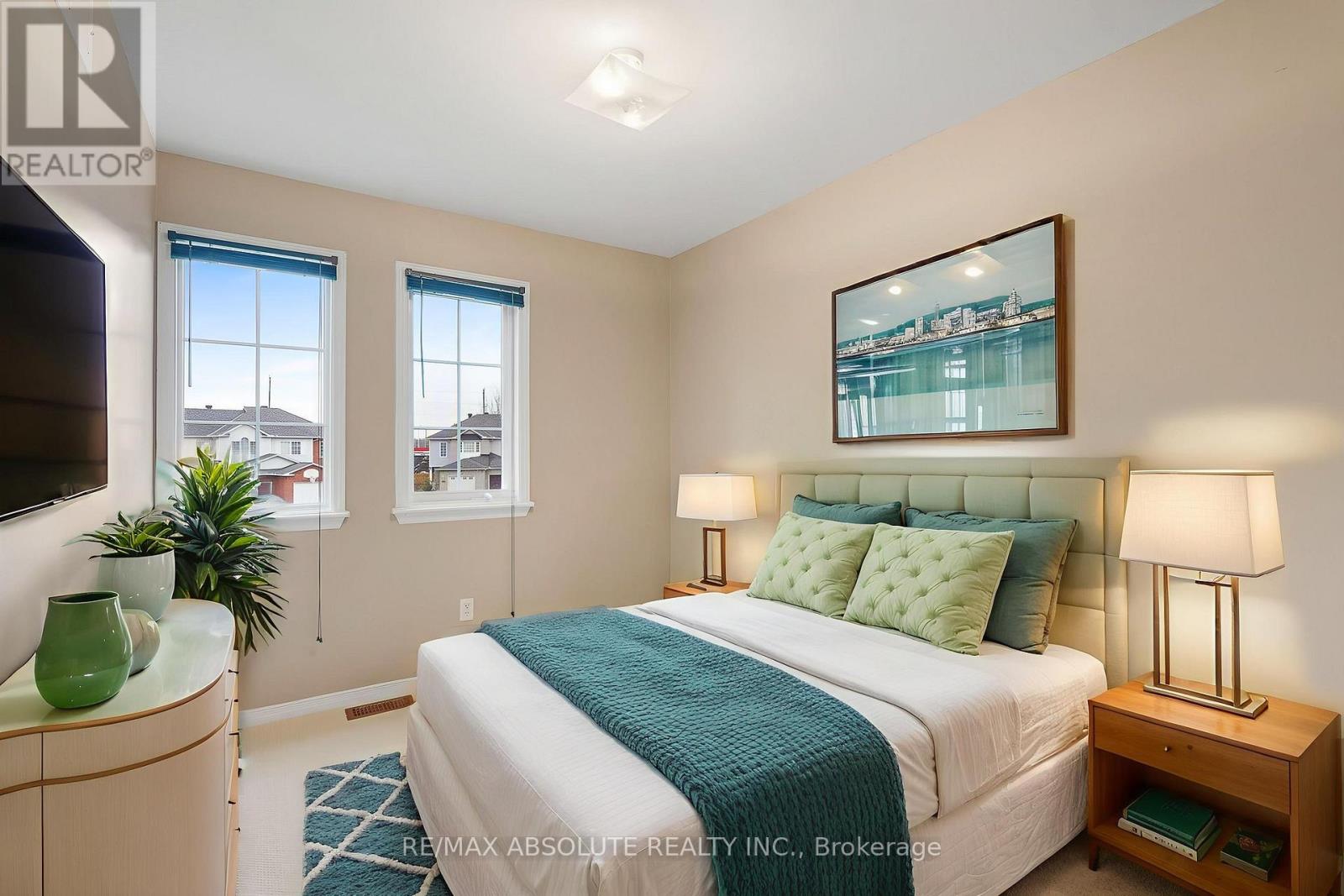 11 Foxden Place, Ottawa, Ontario  K1G 6A5 - Photo 19 - X12579610