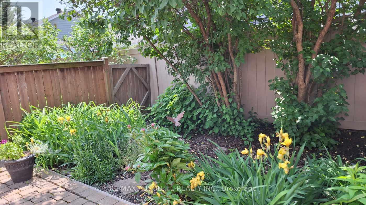 11 Foxden Place, Ottawa, Ontario  K1G 6A5 - Photo 25 - X12579610