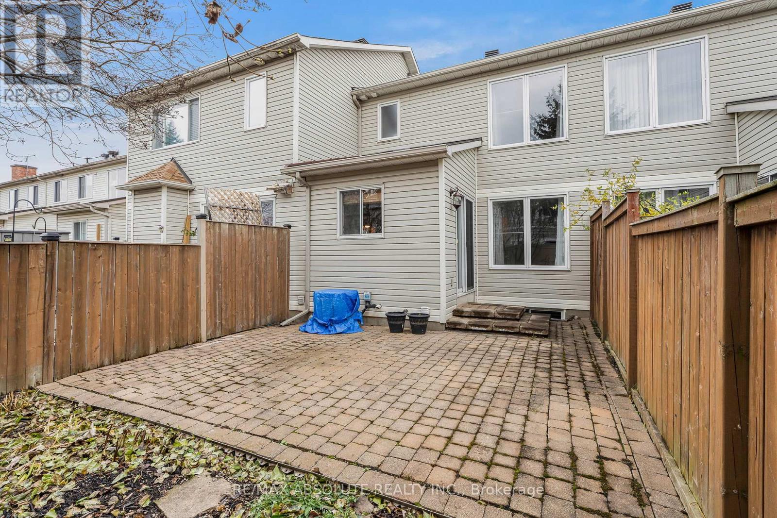 11 Foxden Place, Ottawa, Ontario  K1G 6A5 - Photo 28 - X12579610