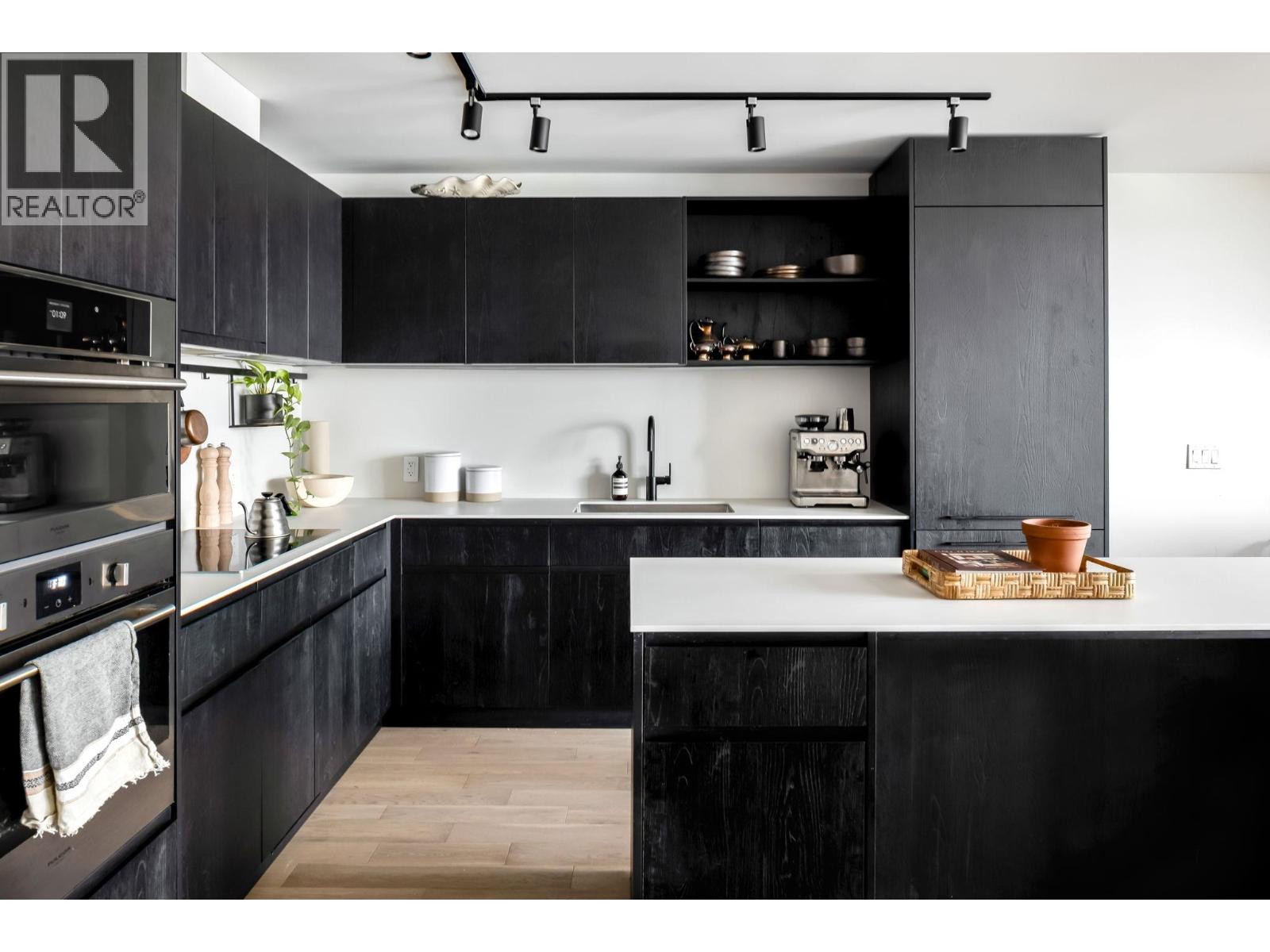 3914 Dumfries Street, Vancouver, British Columbia  V5N 0J1 - Photo 8 - R3078768