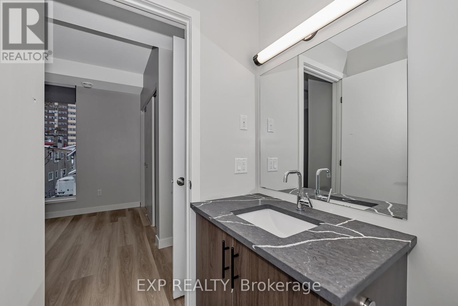 201 - 211 Armstrong Street, Ottawa, Ontario  K1Y 2W3 - Photo 18 - X12700208