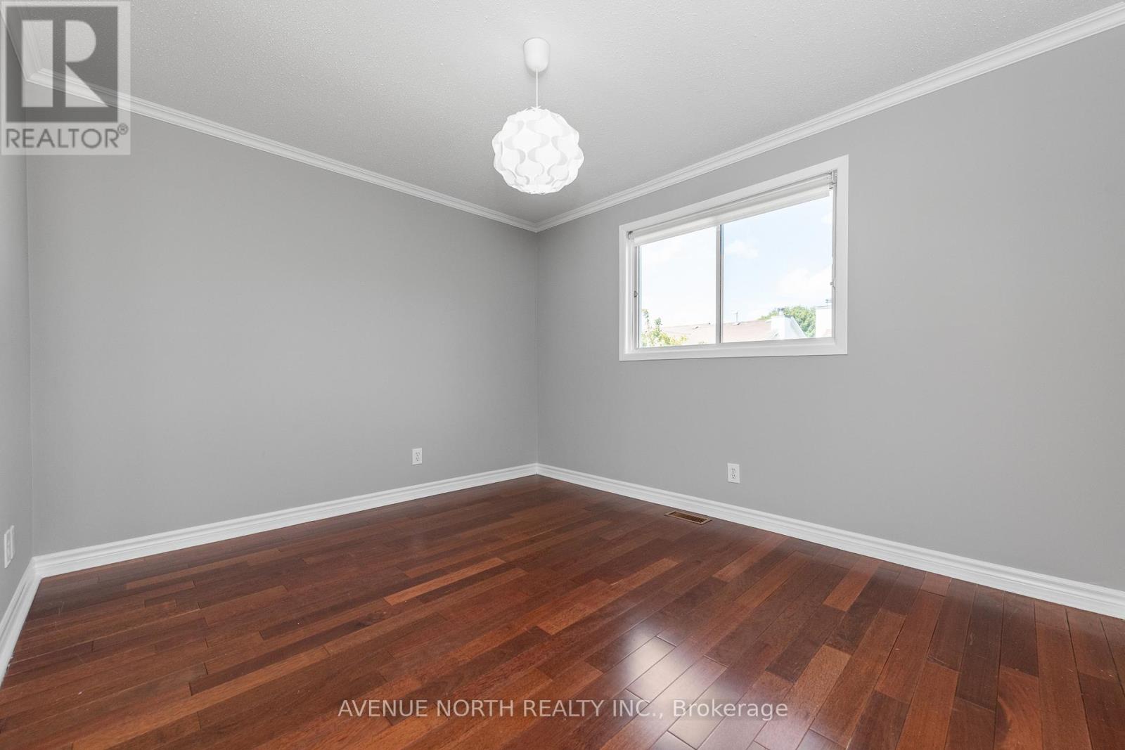 2 Chickasaw Crescent, Ottawa, Ontario  K2M 1M3 - Photo 25 - X12700210