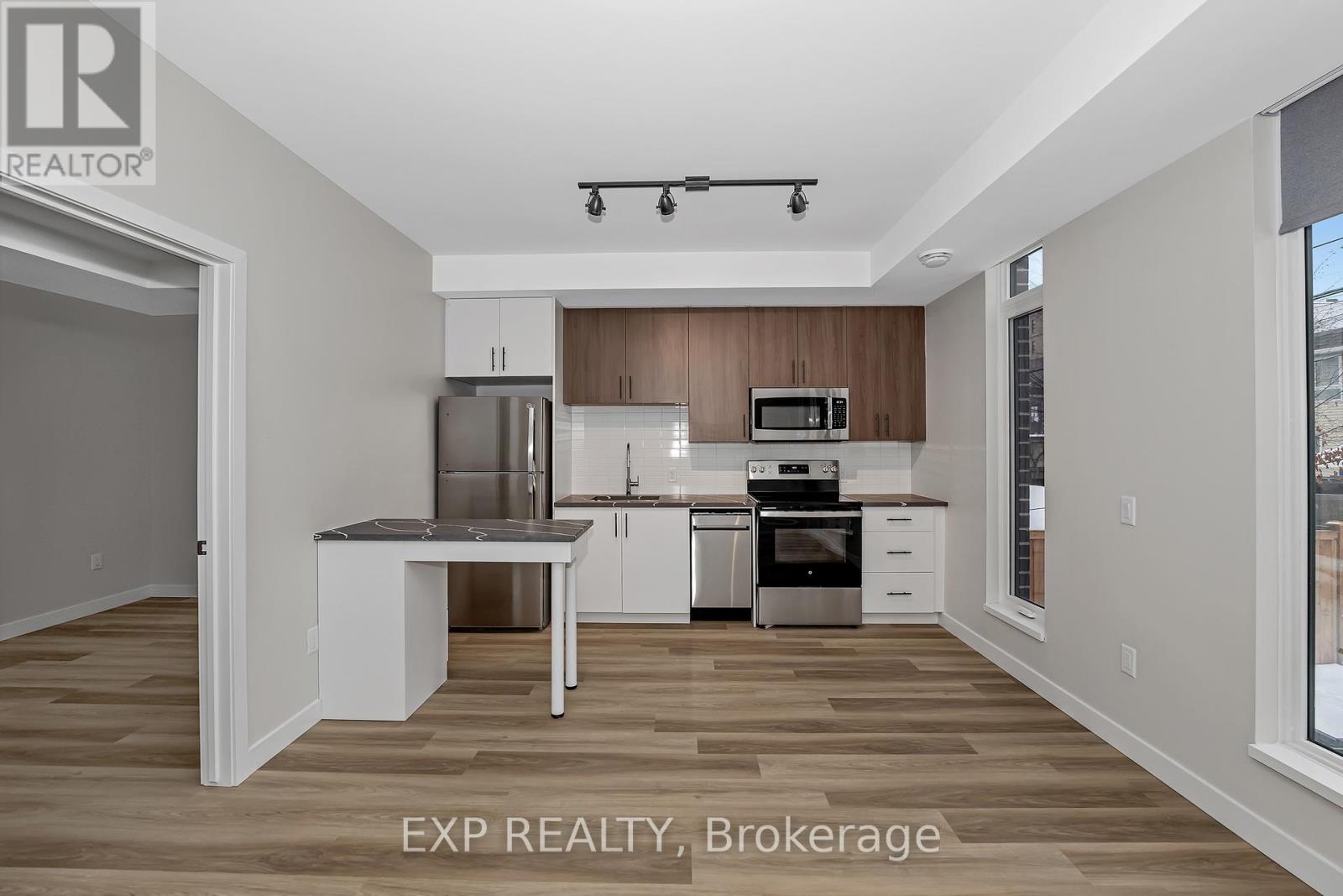 203 - 211 Armstrong Street, Ottawa, Ontario  K1Y 2W3 - Photo 7 - X12700220