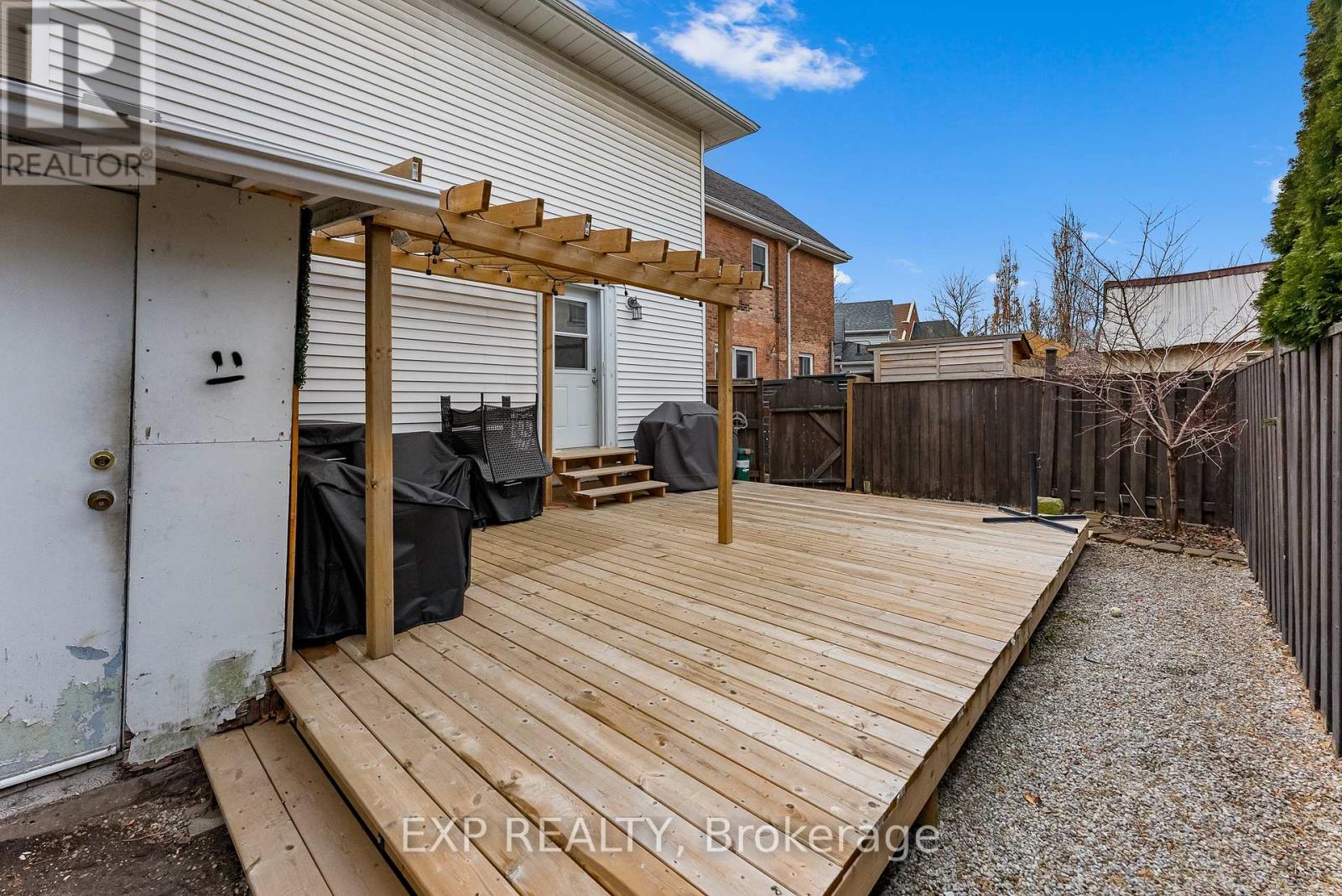 91 Welland Avenue, St. Catharines, Ontario  L2R 2N2 - Photo 33 - X12700218