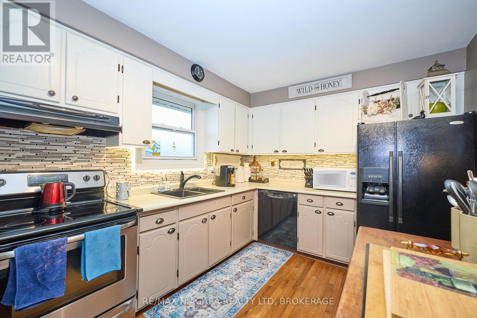 698 Buffalo Road, Fort Erie, Ontario  L2A 5T6 - Photo 11 - X12700226