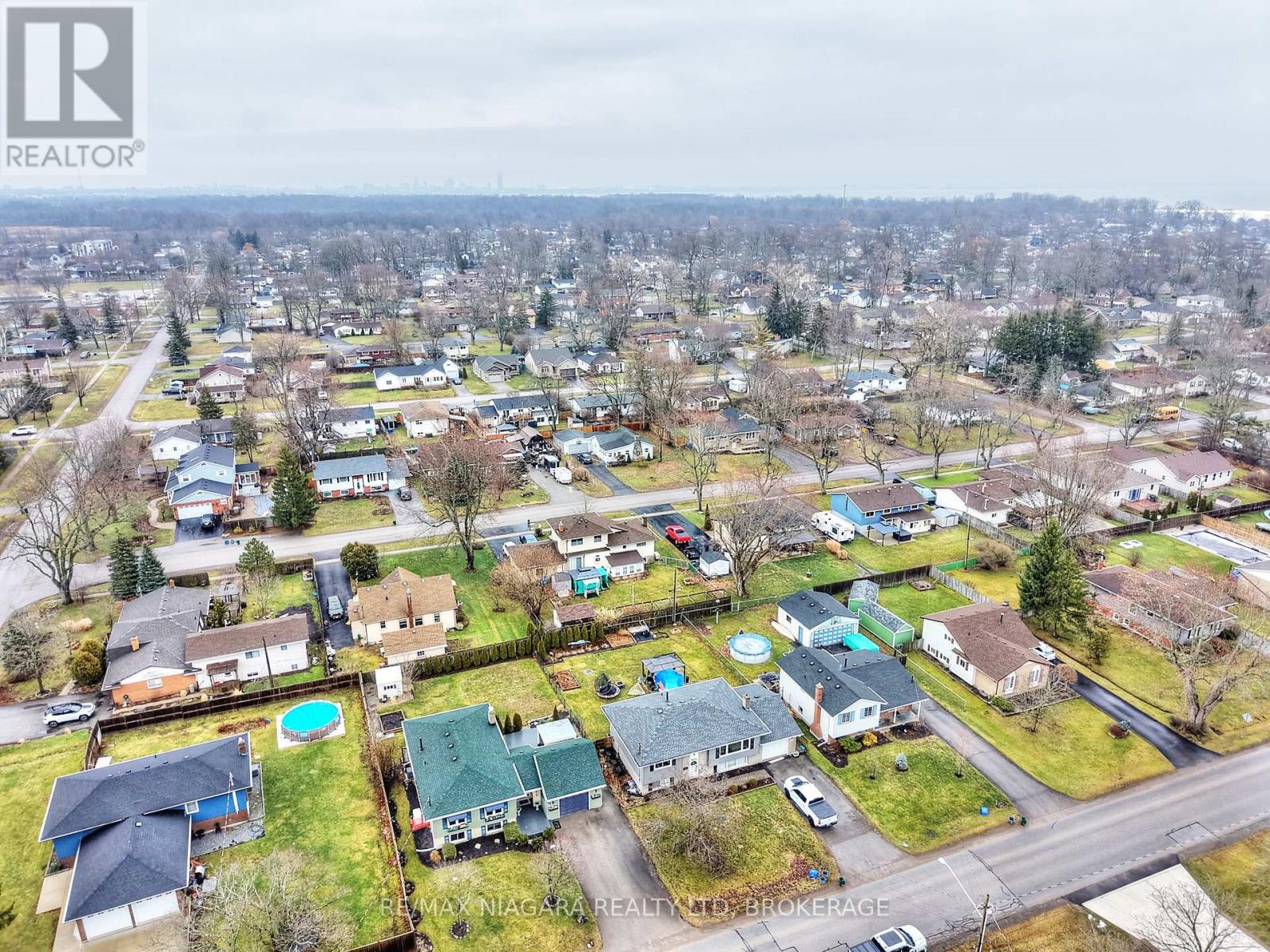 698 Buffalo Road, Fort Erie, Ontario  L2A 5T6 - Photo 43 - X12700226