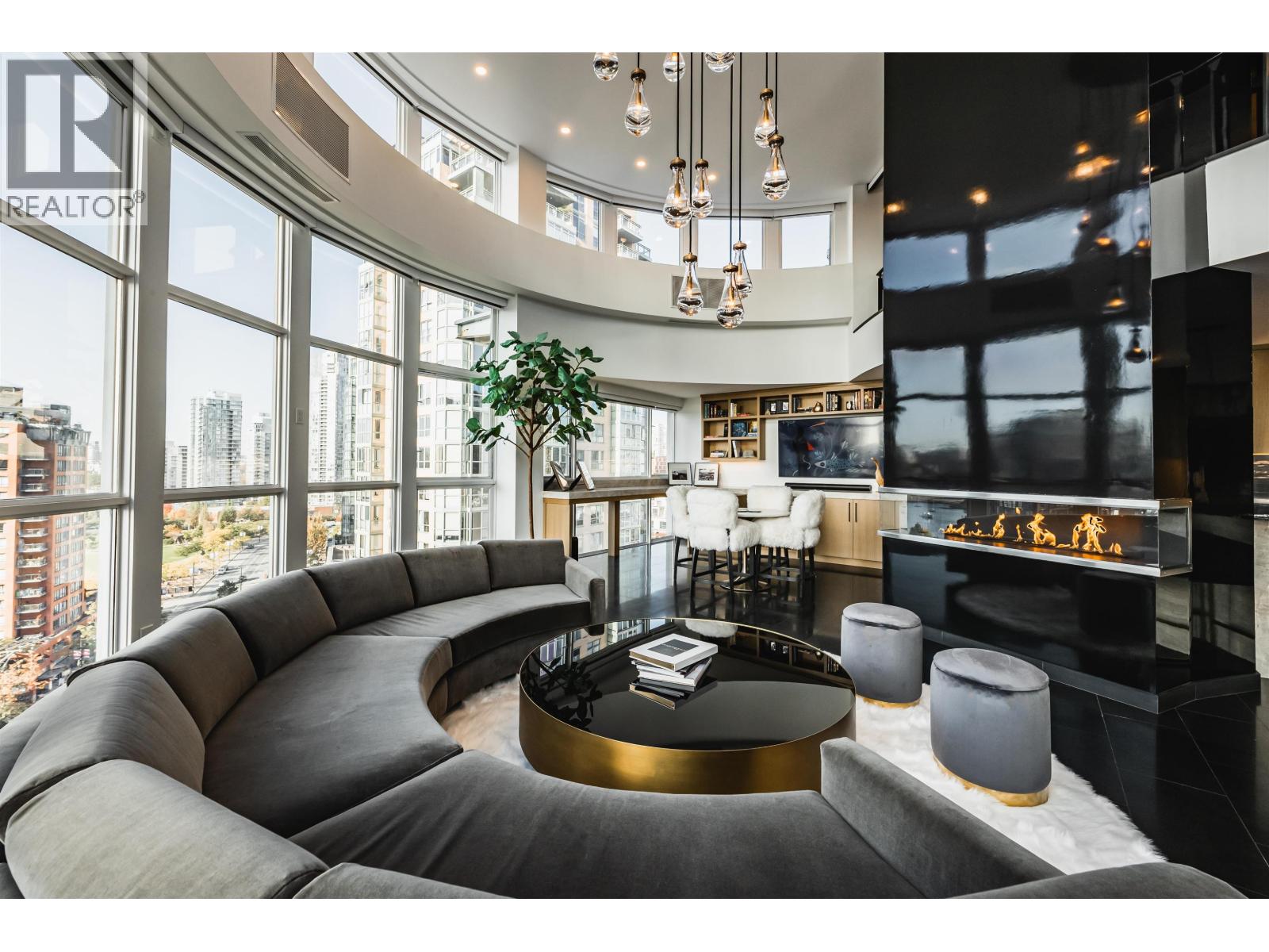 1503/04 283 Davie Street, Vancouver, British Columbia  V6B 5T6 - Photo 2 - R3079863