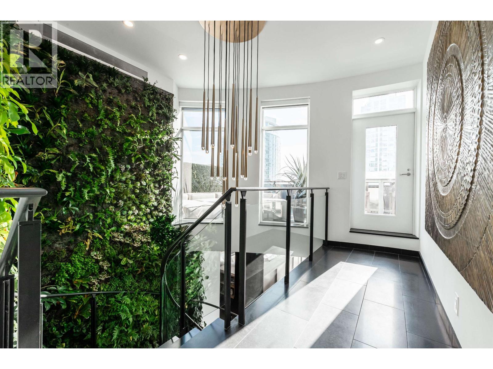 1503/04 283 Davie Street, Vancouver, British Columbia  V6B 5T6 - Photo 25 - R3079863