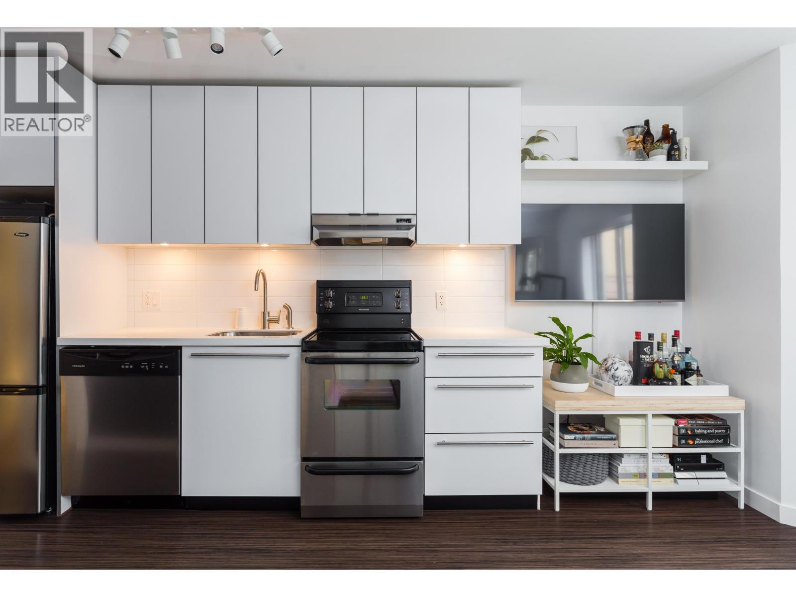 304 370 Carrall Street, Vancouver, British Columbia  V6B 2J3 - Photo 9 - R3079879