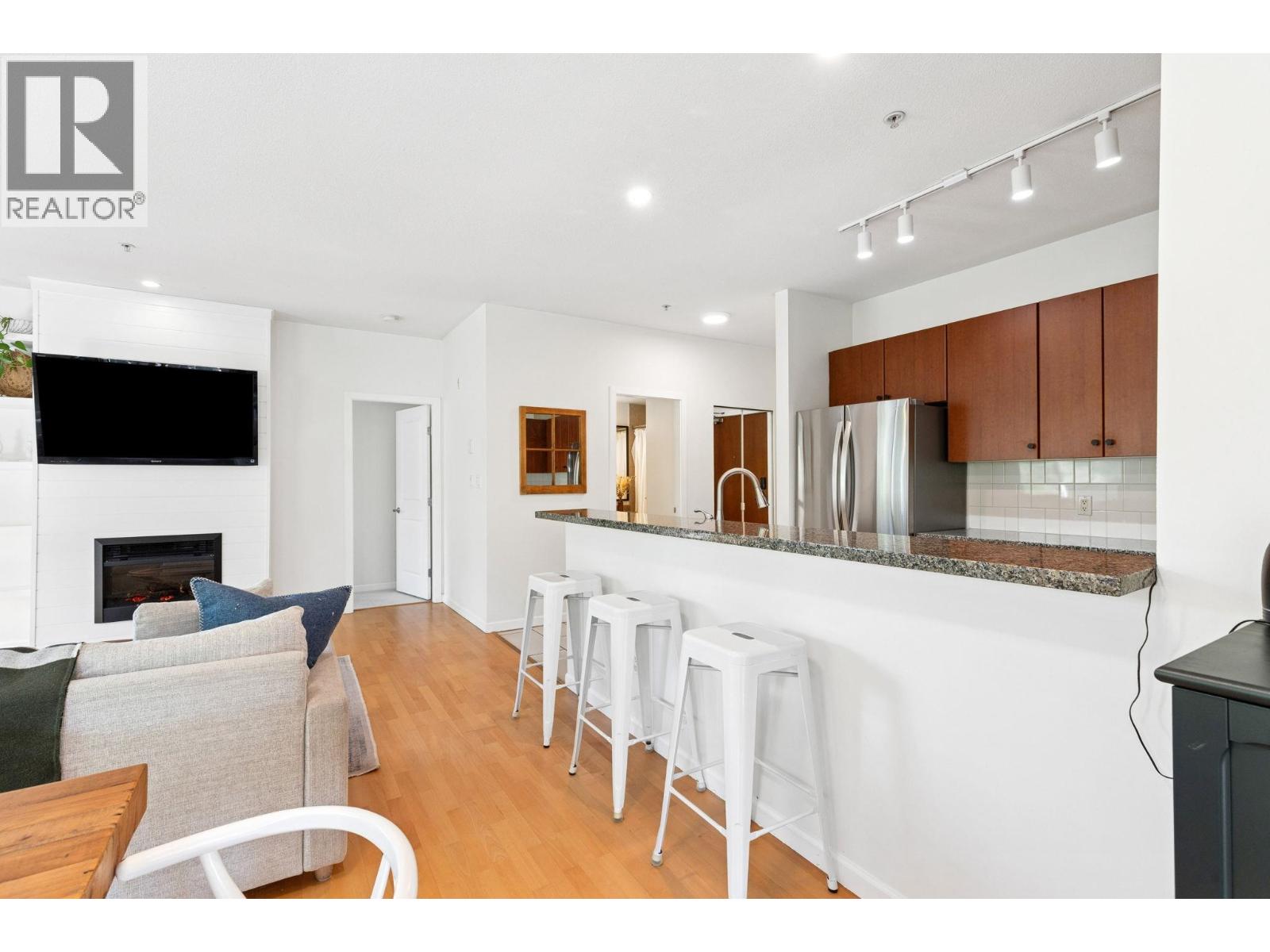 219 100 Capilano Road, Port Moody, British Columbia  V3H 5M9 - Photo 11 - R3079882