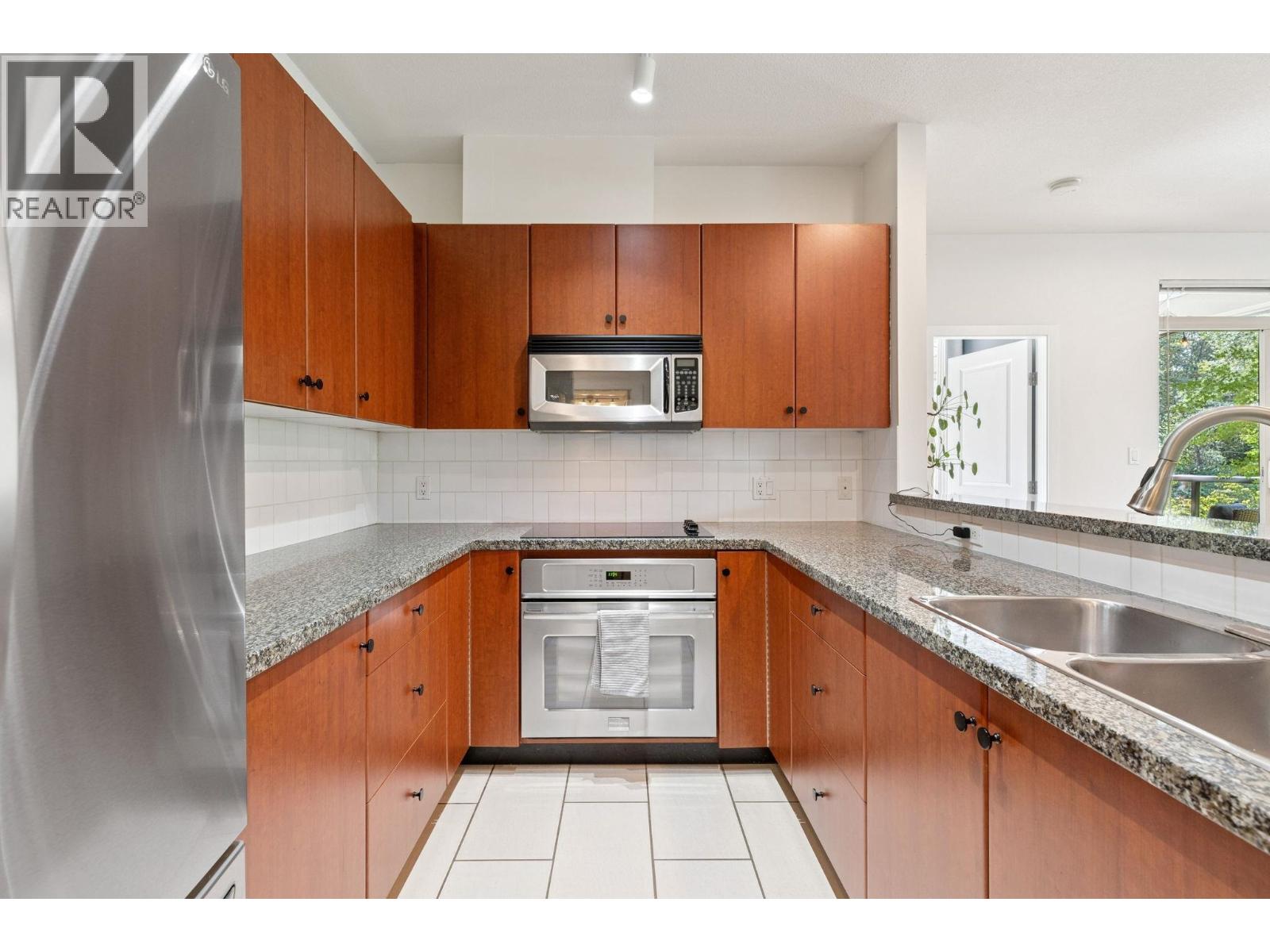 219 100 Capilano Road, Port Moody, British Columbia  V3H 5M9 - Photo 16 - R3079882