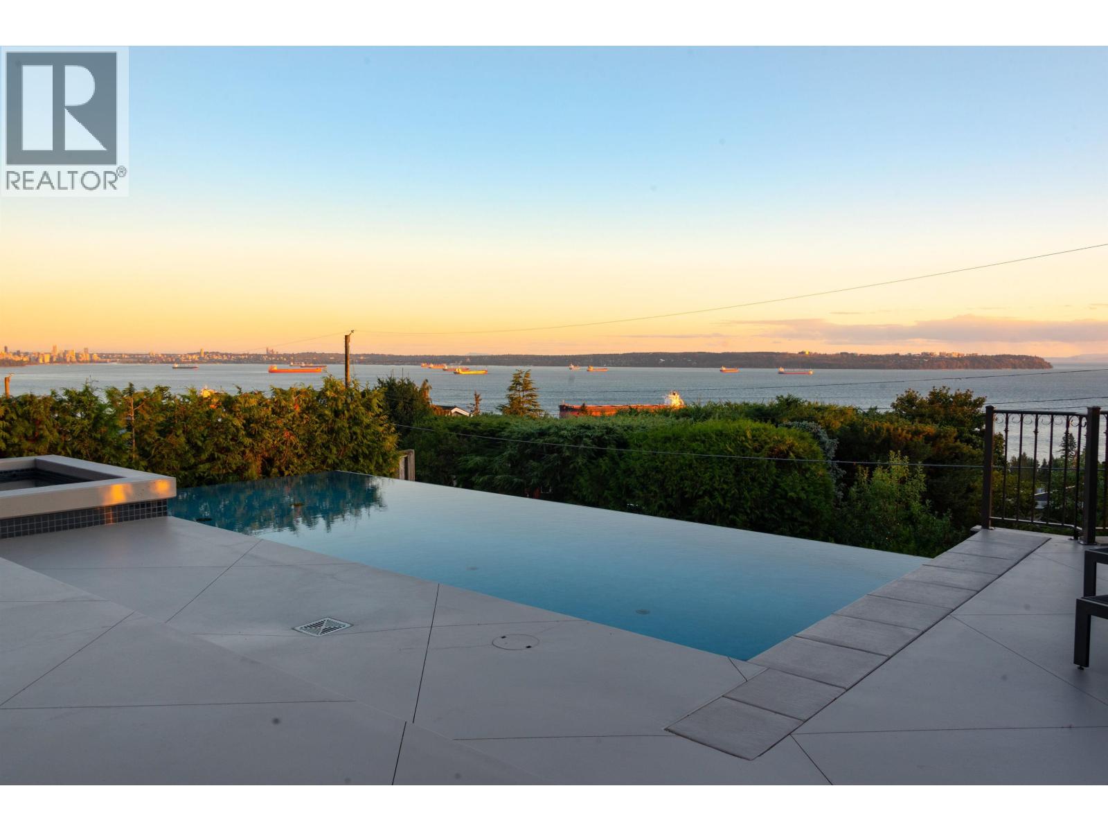 4135 Burkehill Place, West Vancouver, British Columbia  V7V 3M8 - Photo 35 - R3079845