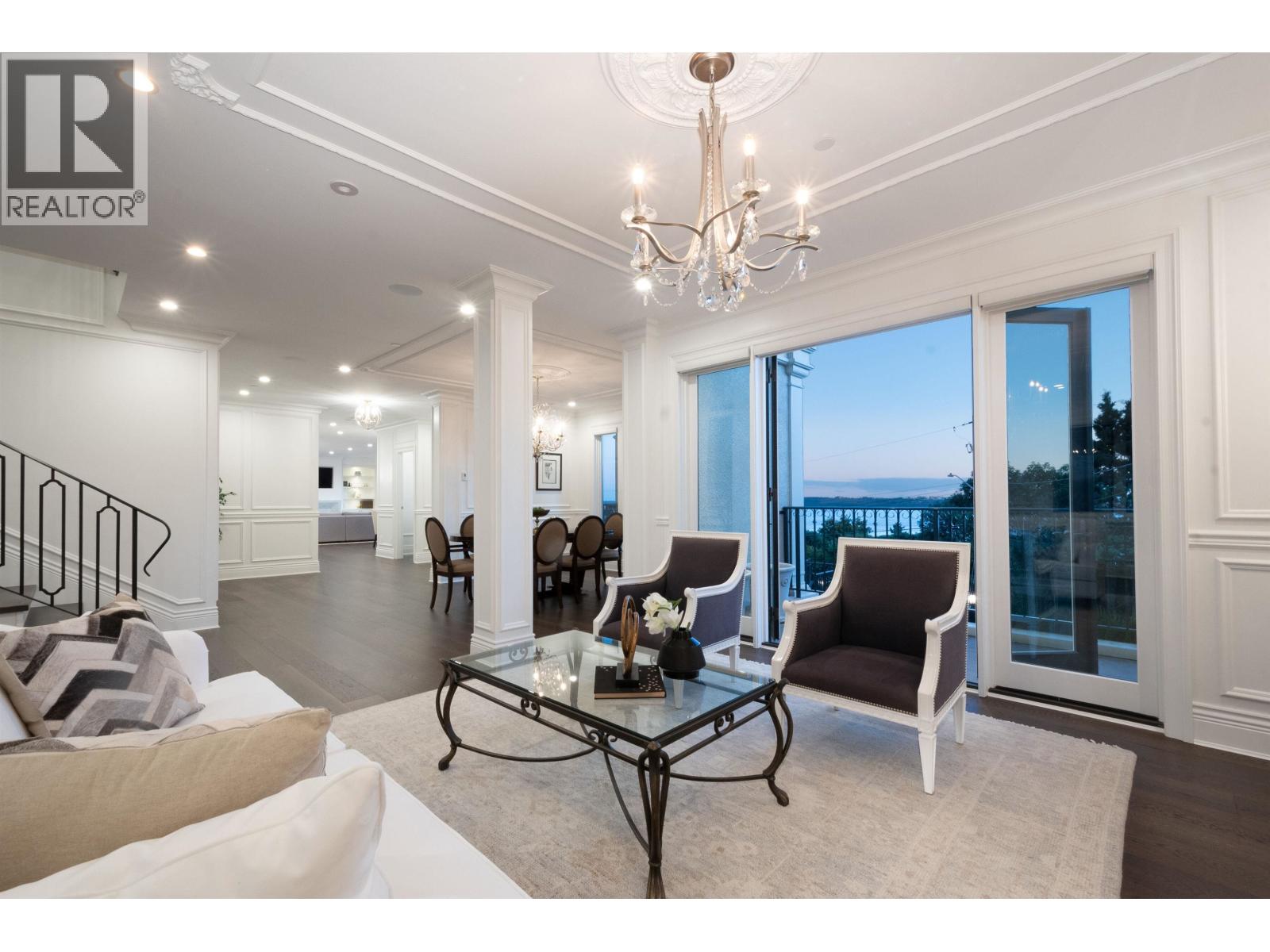 4135 Burkehill Place, West Vancouver, British Columbia  V7V 3M8 - Photo 4 - R3079845