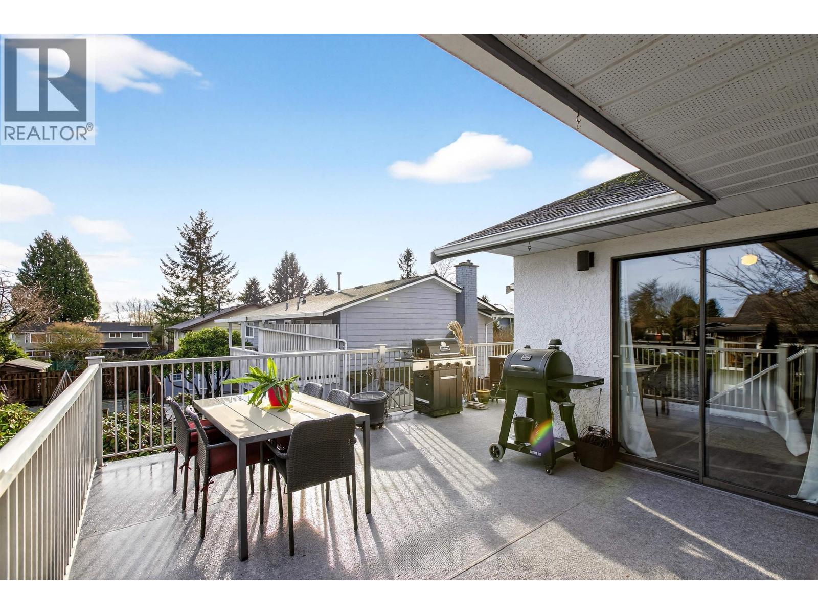 11570 196b Street, Pitt Meadows, British Columbia  V3Y 1P2 - Photo 35 - R3079888