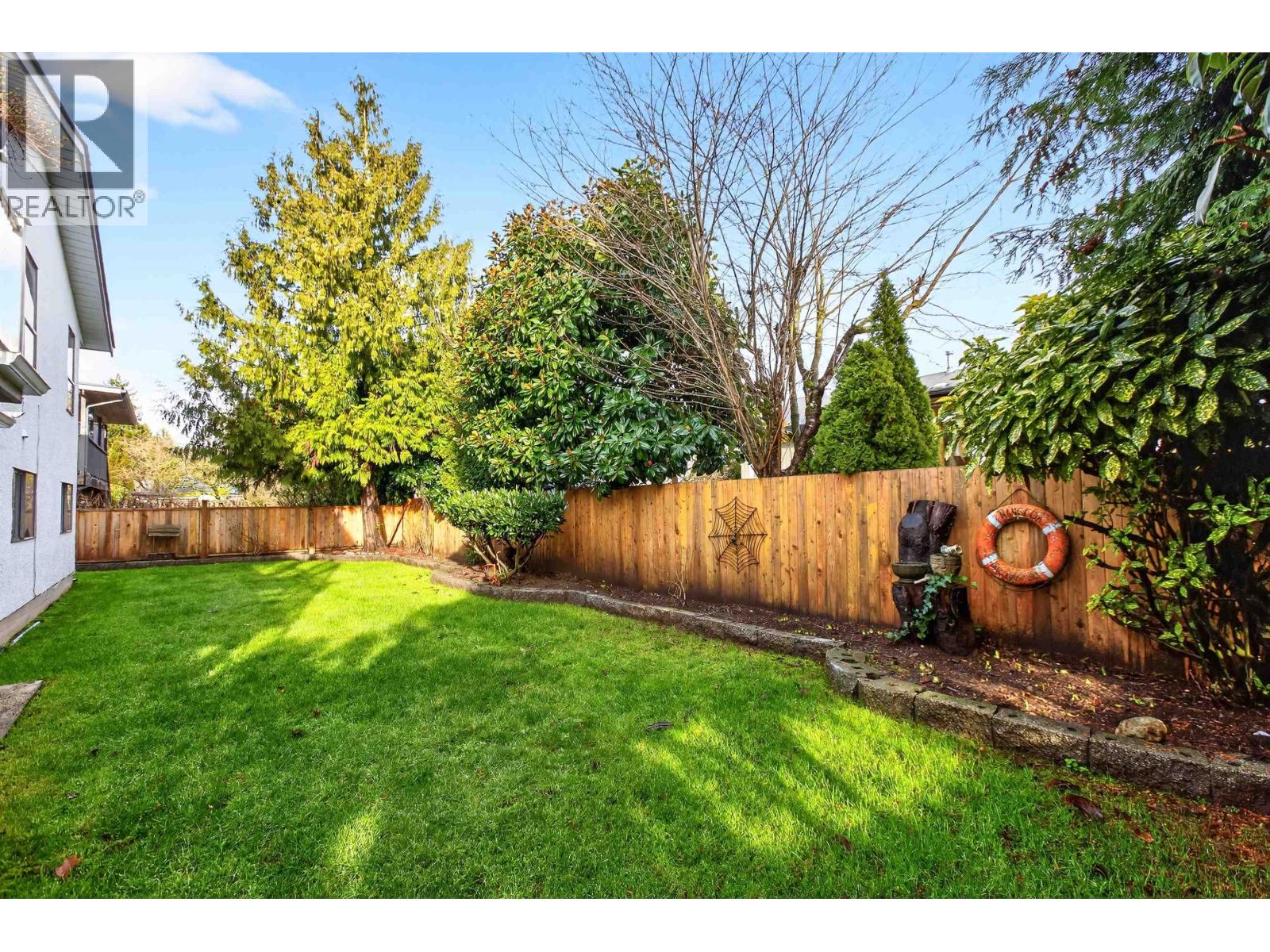 11570 196b Street, Pitt Meadows, British Columbia  V3Y 1P2 - Photo 4 - R3079888