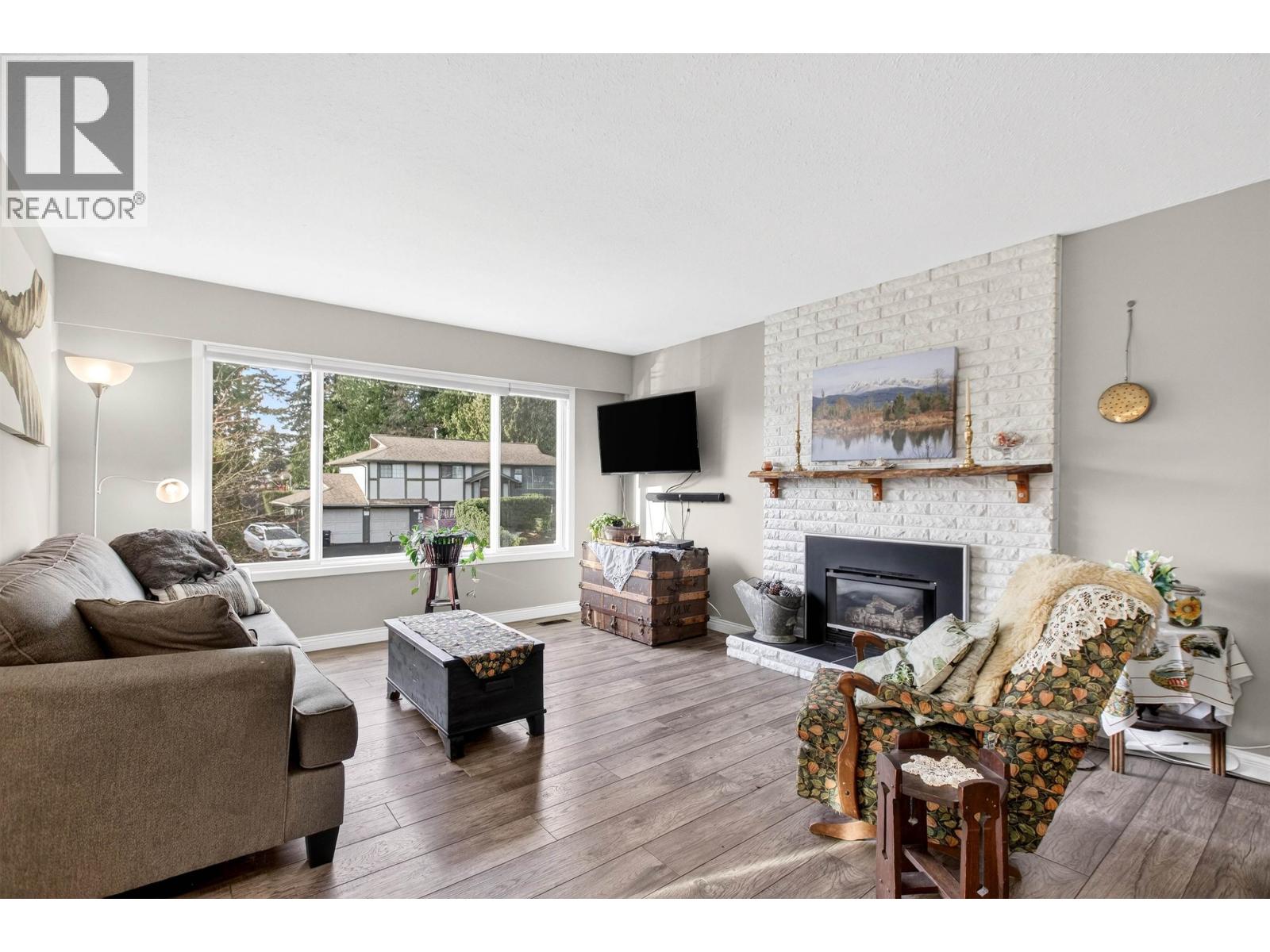 11570 196b Street, Pitt Meadows, British Columbia  V3Y 1P2 - Photo 6 - R3079888