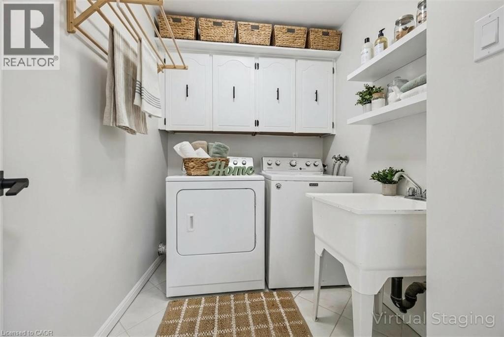 2201 Cartier Crescent, Burlington, Ontario  L7P 2Z6 - Photo 16 - 40797365