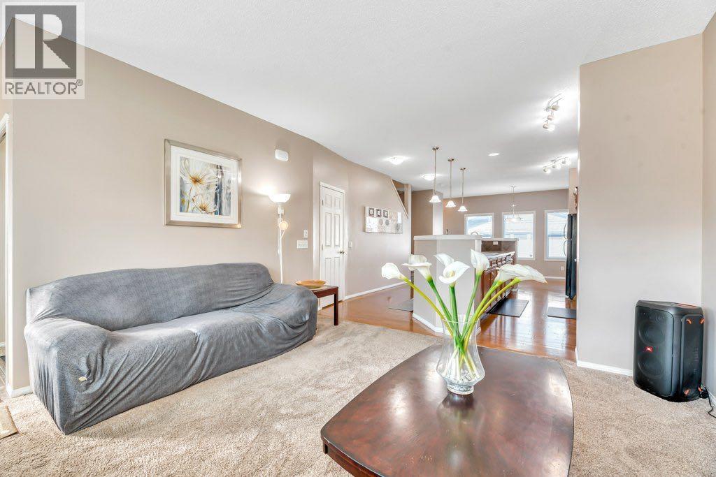 319 Saddlebrook Circle E, Calgary, Alberta  T3J 0J9 - Photo 3 - A2258515