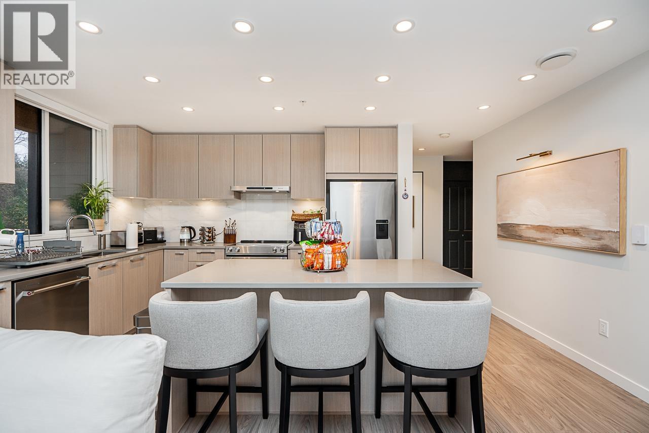 401 6438 Byrnepark Drive, Burnaby, British Columbia  V3N 0J2 - Photo 6 - R3079542