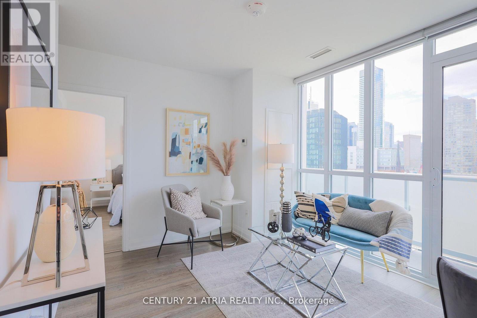 2105 - 77 Mutual Street, Toronto, Ontario  M5B 0B9 - Photo 11 - C12700172