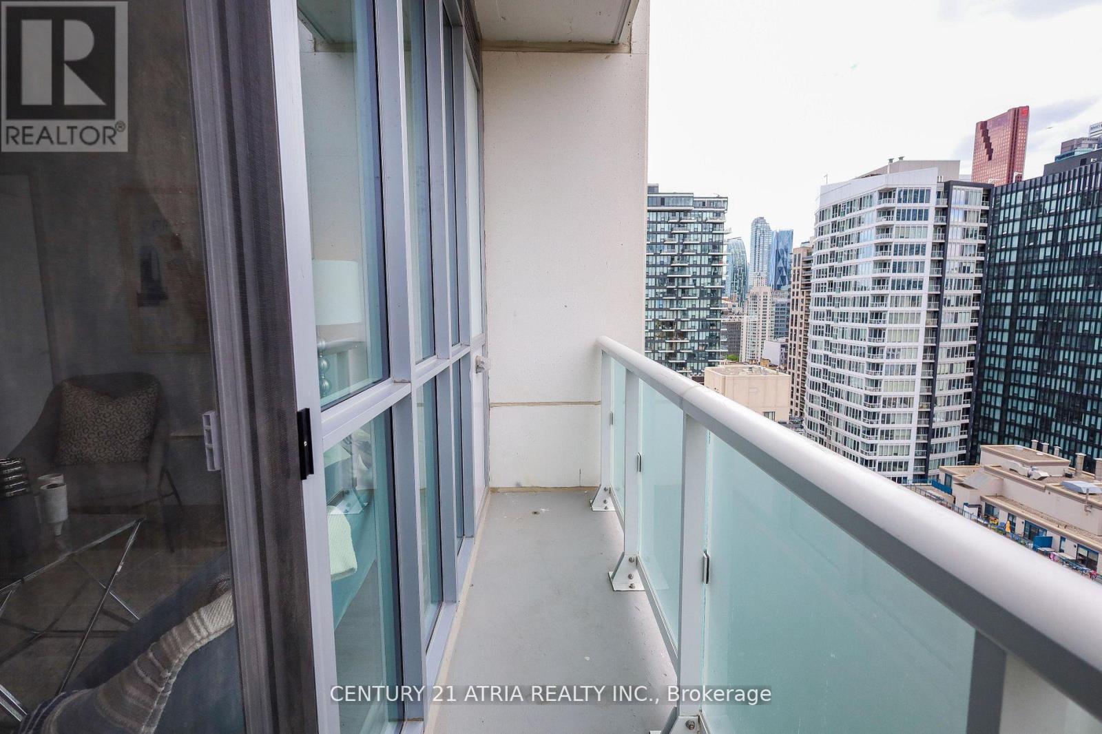 2105 - 77 Mutual Street, Toronto, Ontario  M5B 0B9 - Photo 30 - C12700172