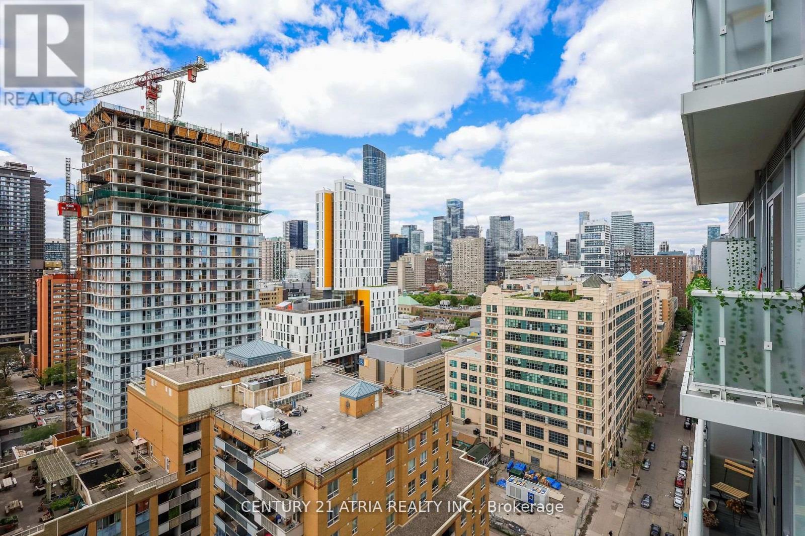 2105 - 77 Mutual Street, Toronto, Ontario  M5B 0B9 - Photo 35 - C12700172