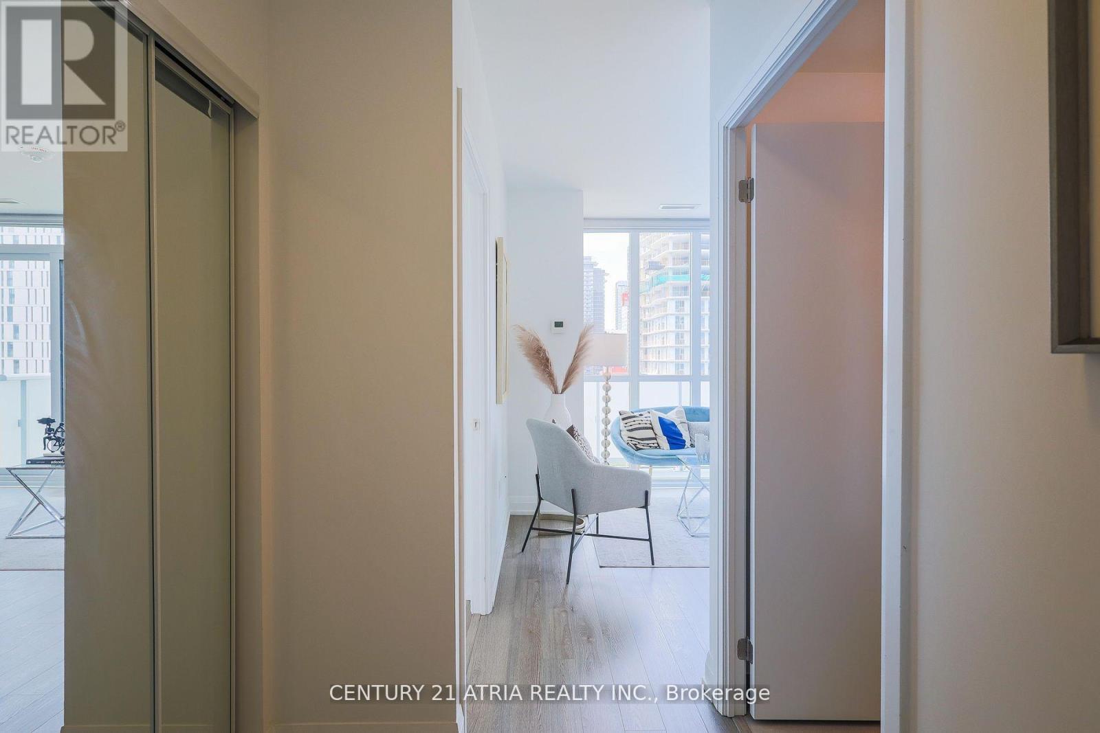 2105 - 77 Mutual Street, Toronto, Ontario  M5B 0B9 - Photo 8 - C12700172