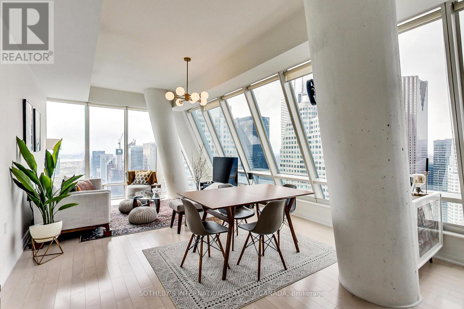 5504 - 8 The Esplanade, Toronto, Ontario  M5E 0A6 - Photo 13 - C12700238