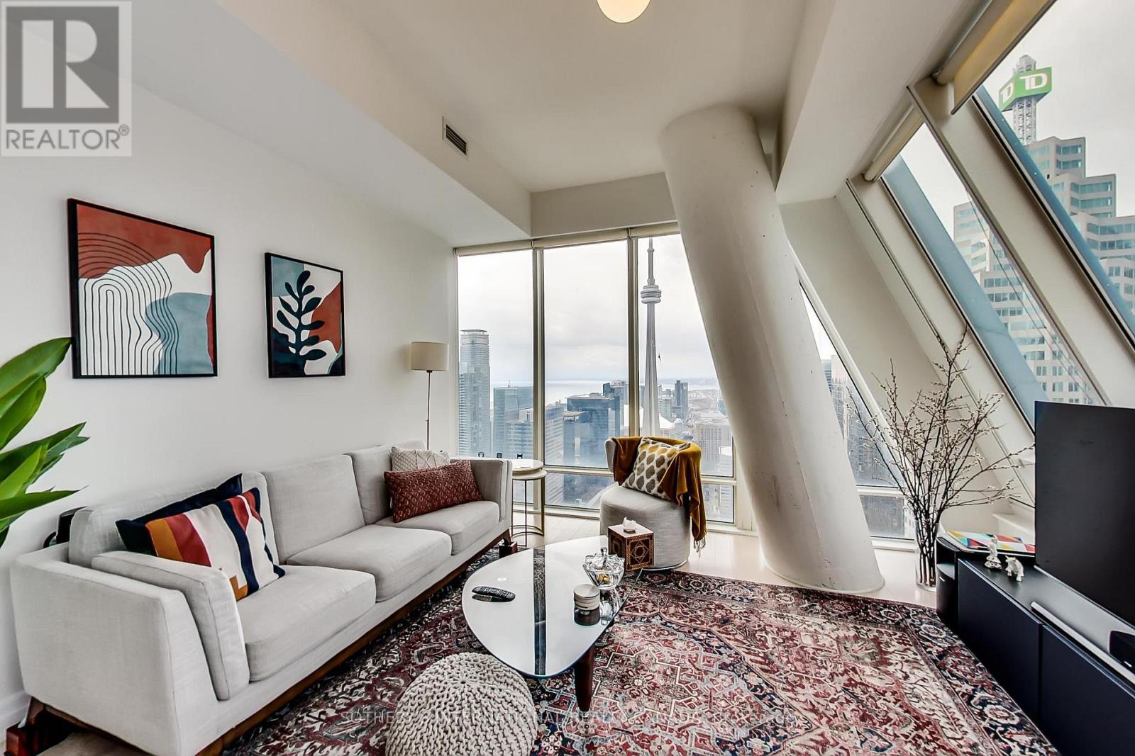 5504 - 8 The Esplanade, Toronto, Ontario  M5E 0A6 - Photo 15 - C12700238