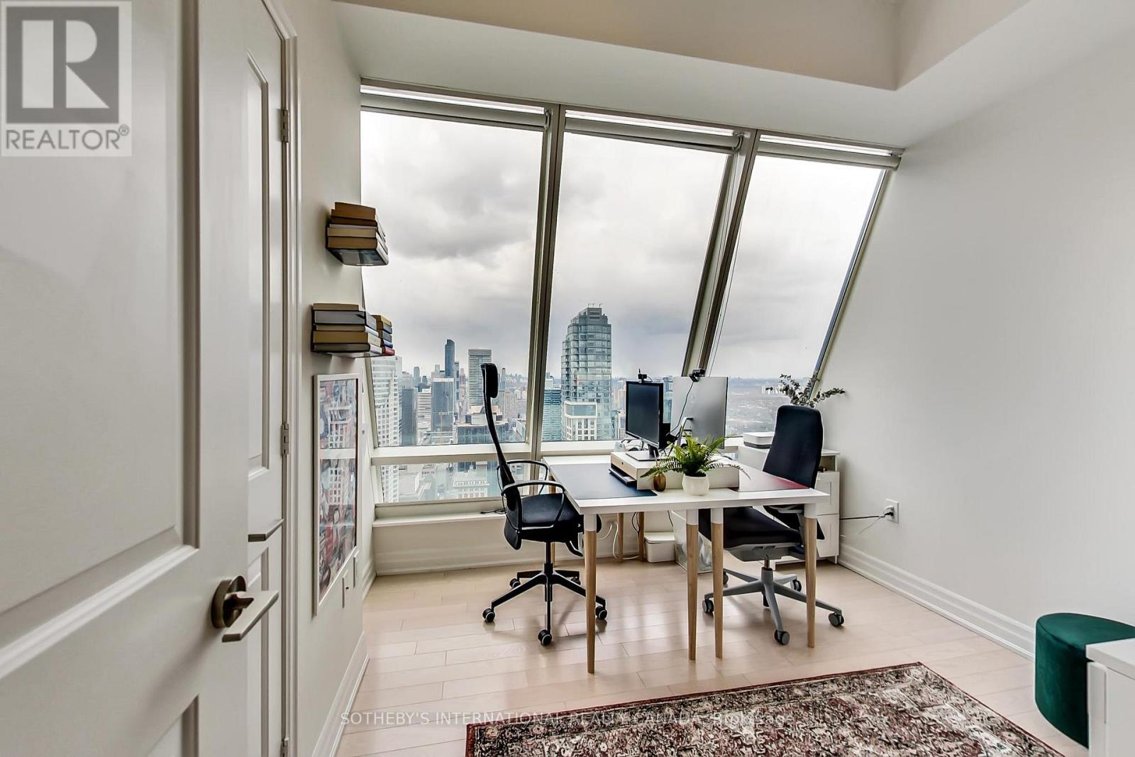 5504 - 8 The Esplanade, Toronto, Ontario  M5E 0A6 - Photo 25 - C12700238