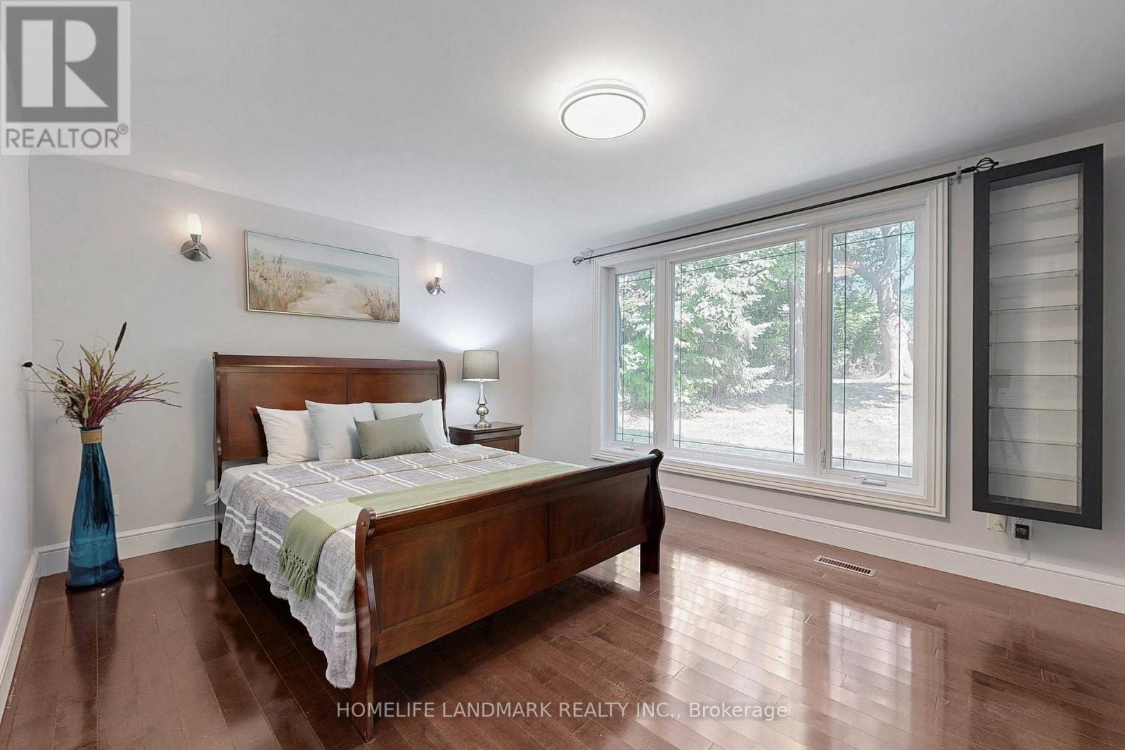 61 Whittaker Crescent, Toronto, Ontario  M2K 1K9 - Photo 35 - C12700256