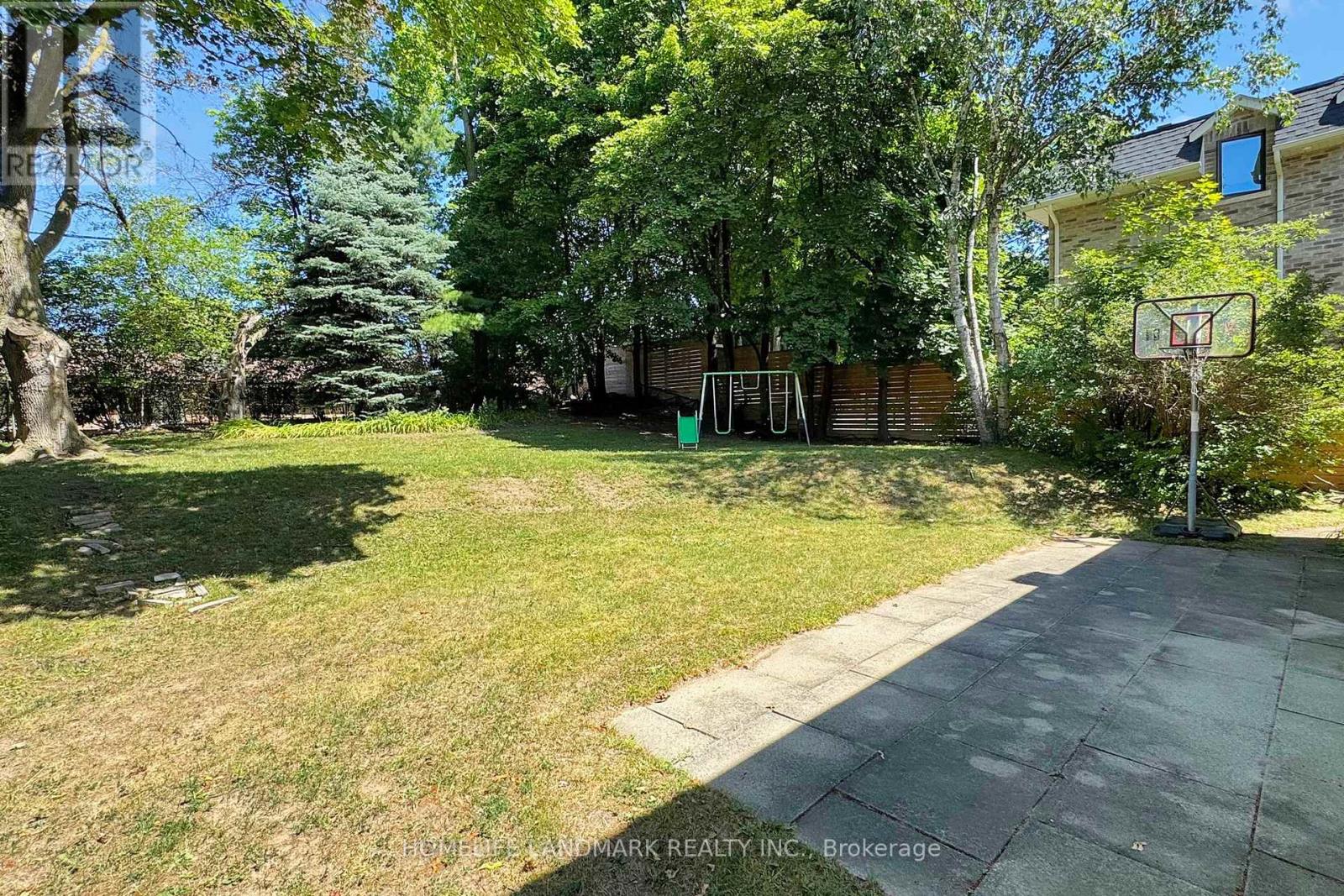 61 Whittaker Crescent, Toronto, Ontario  M2K 1K9 - Photo 45 - C12700256