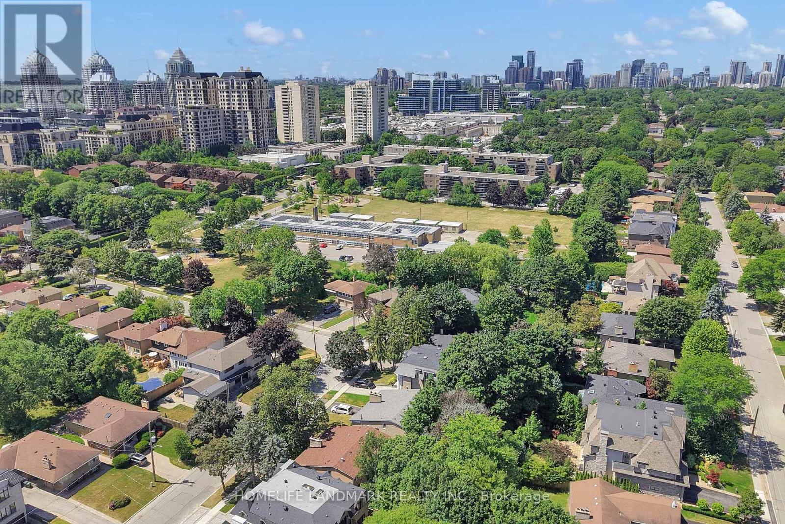 61 Whittaker Crescent, Toronto, Ontario  M2K 1K9 - Photo 46 - C12700256