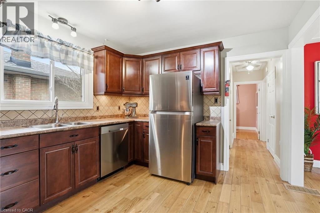 16 Alison Avenue, Cambridge, Ontario  N1R 1M9 - Photo 15 - 40798828