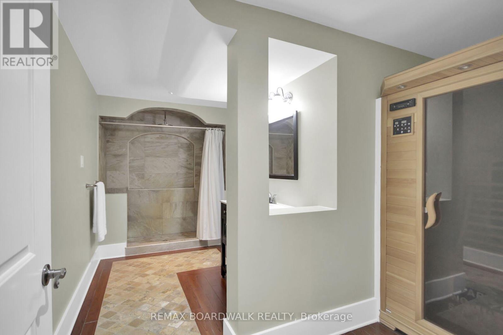 500 Bradbury Court, Ottawa, Ontario  K2W 0A1 - Photo 41 - X12612678