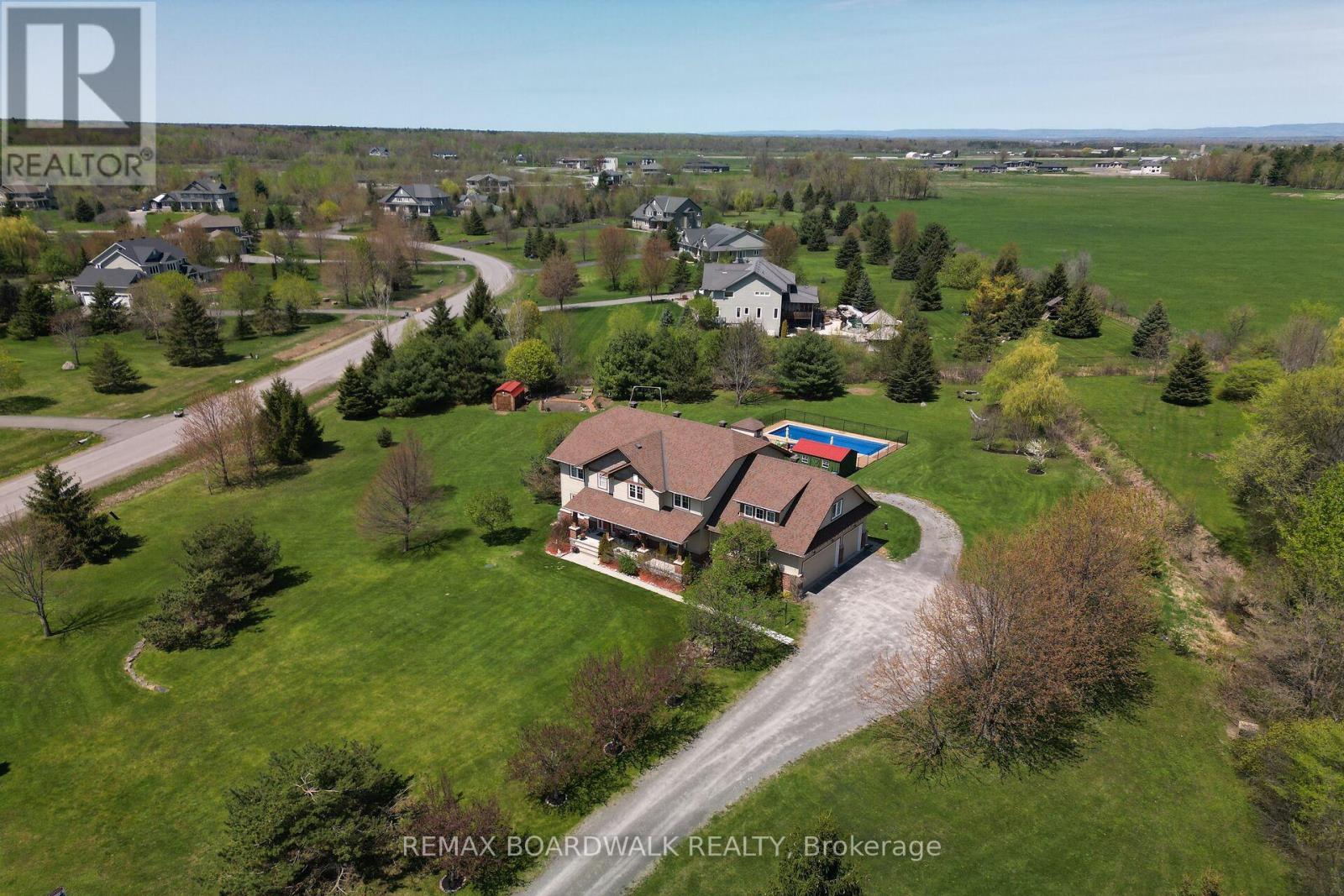 500 Bradbury Court, Ottawa, Ontario  K2W 0A1 - Photo 7 - X12612678