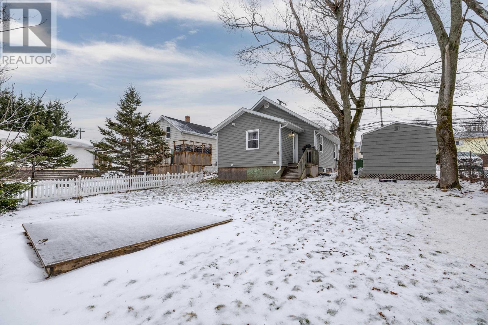 18 Kirkwood Drive, Charlottetown, Prince Edward Island  C1A 2T5 - Photo 3 - 202600880