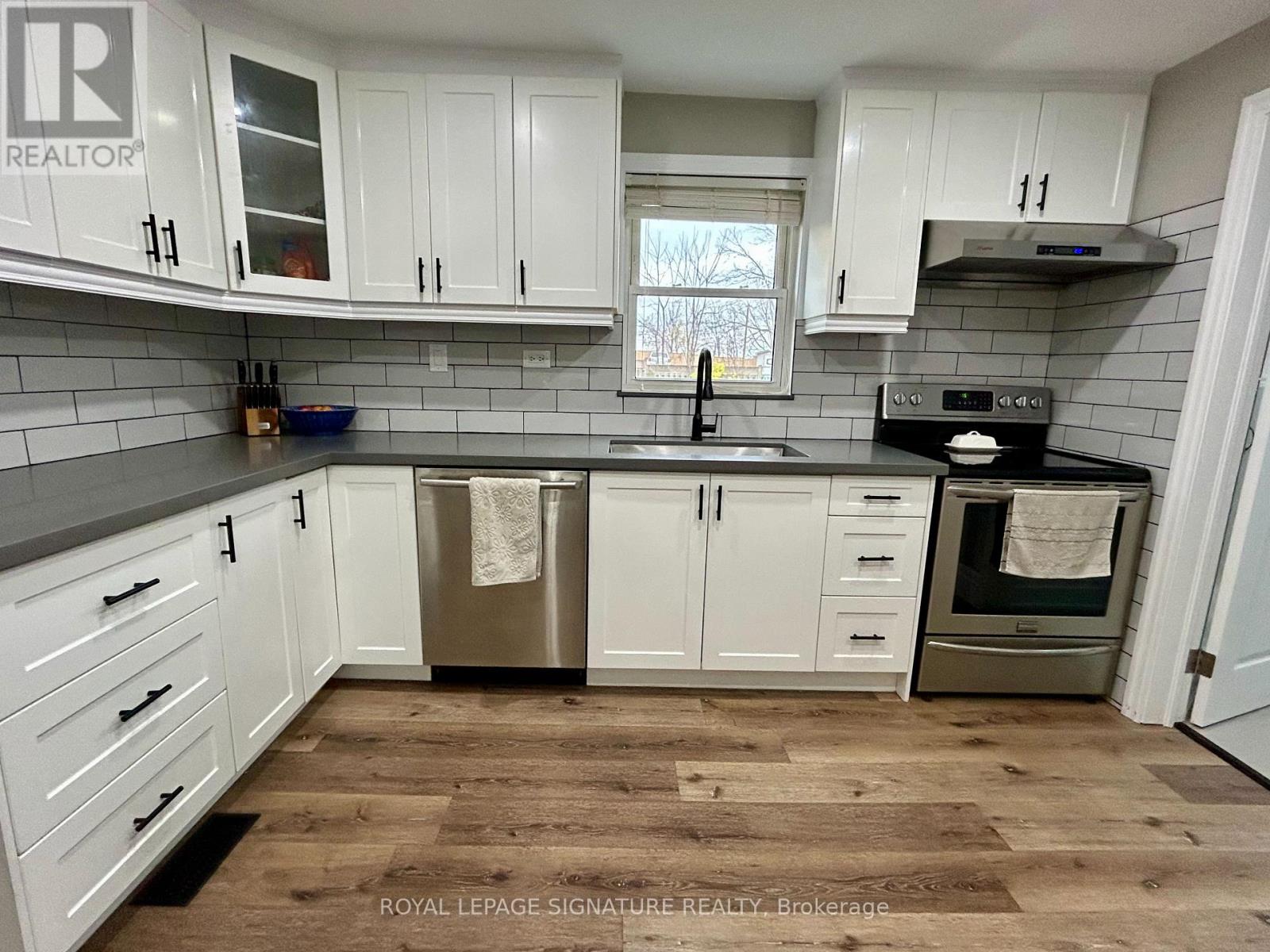 55 Stafford Street, Woodstock, Ontario  N4S 3Z8 - Photo 10 - X12520750