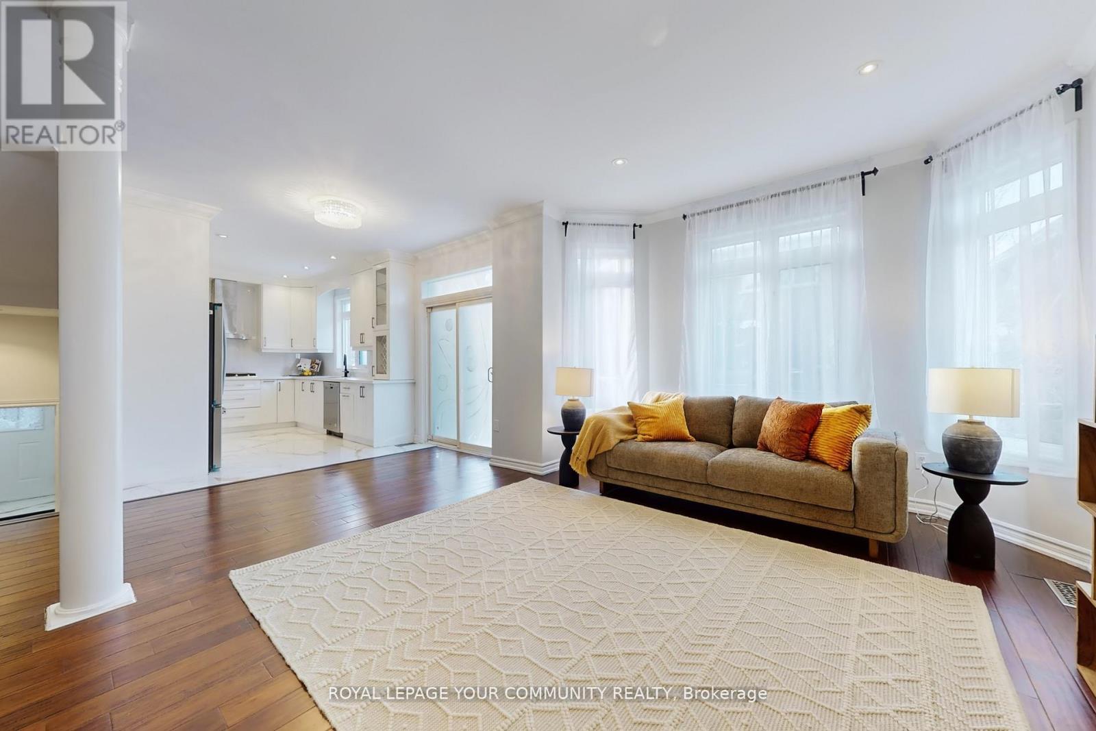 10 Auburndale Drive, Vaughan, Ontario  L4J 9C1 - Photo 7 - N12700204