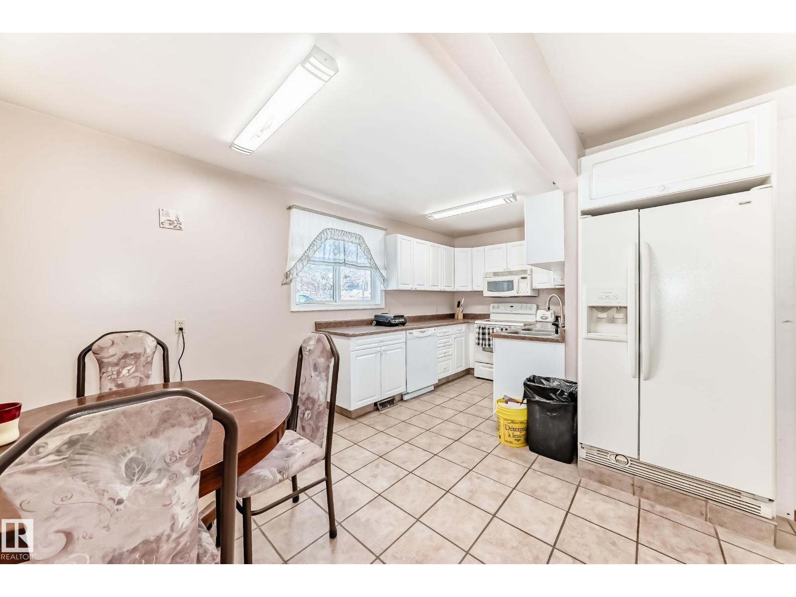 26 Louisbourg Pl, St. Albert, Alberta  T8N 4L5 - Photo 13 - E4470168