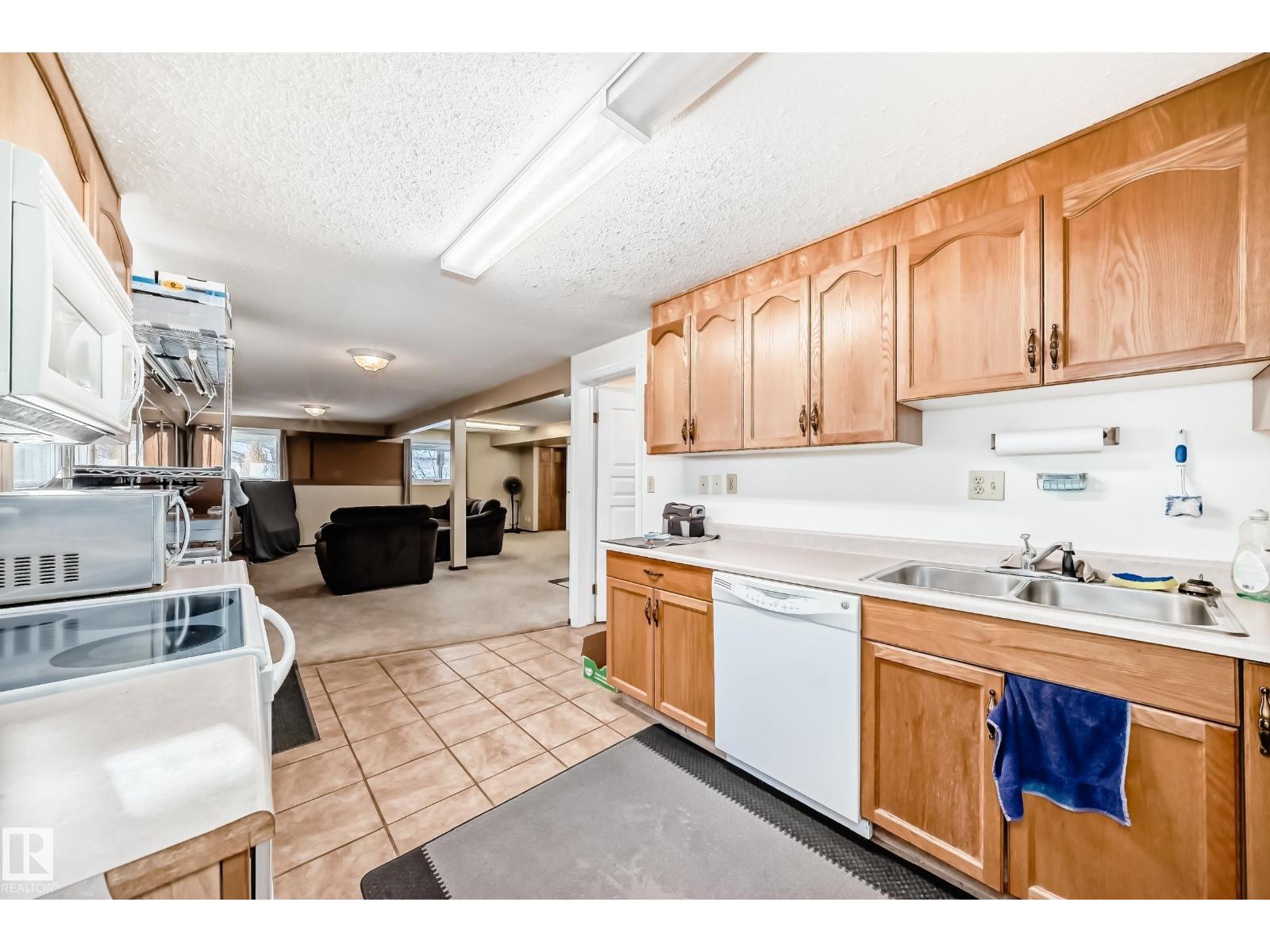 26 Louisbourg Pl, St. Albert, Alberta  T8N 4L5 - Photo 41 - E4470168